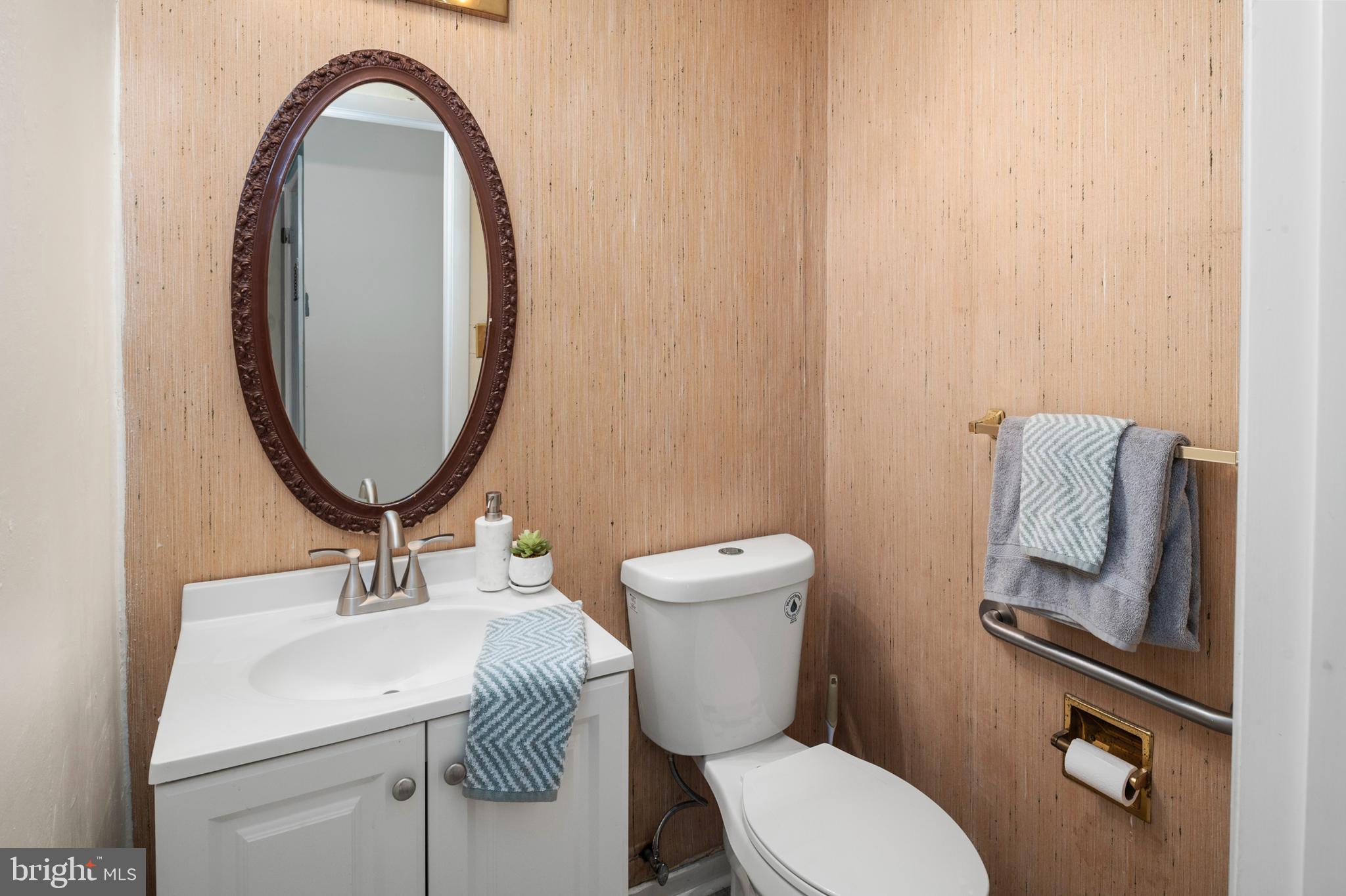 OAKLAND MILLS - Residential