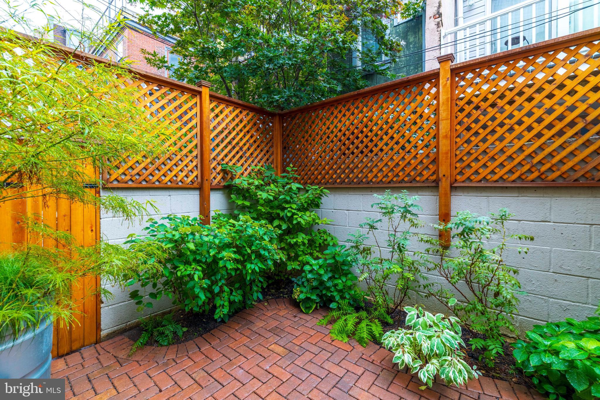 RITTENHOUSE SQUARE - Residential