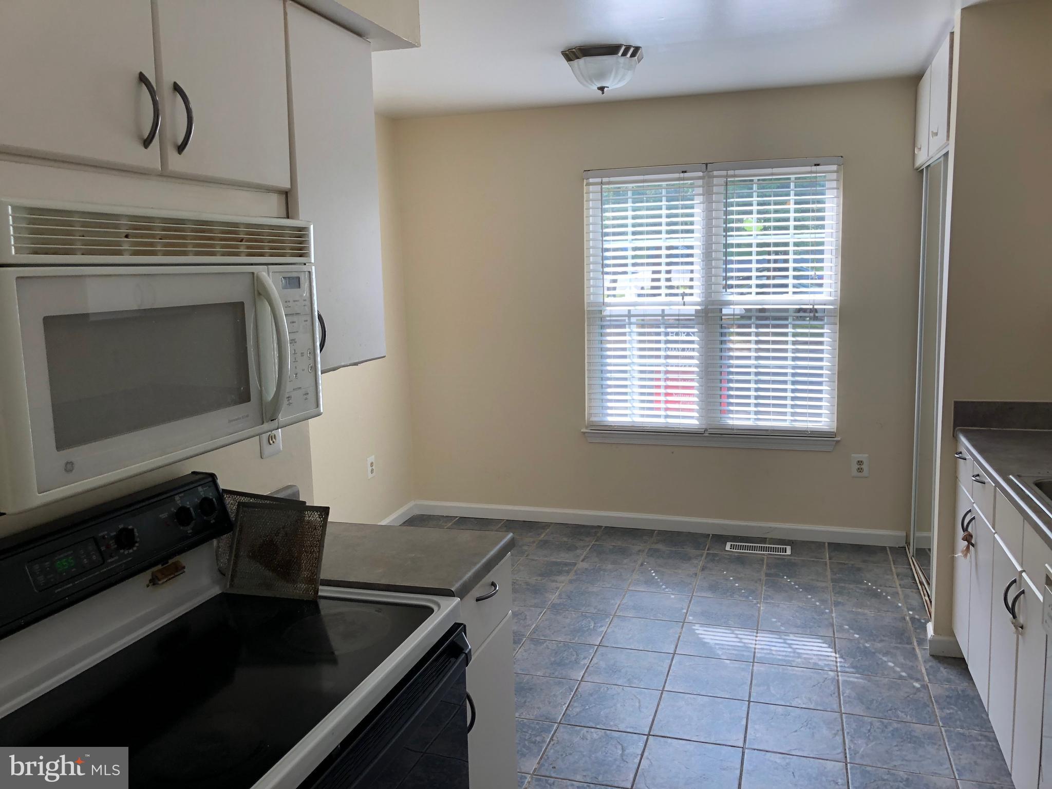 BURKE CENTRE - Residential