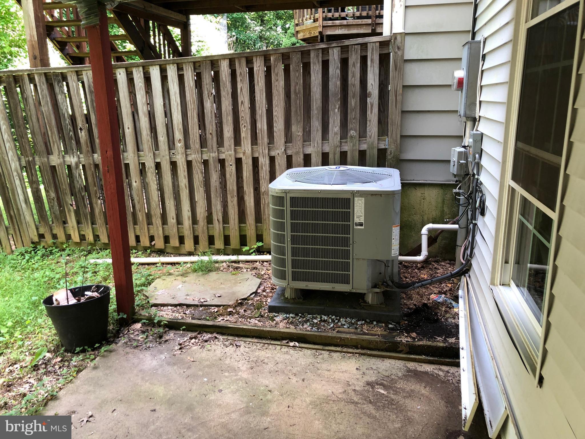 BURKE CENTRE - Residential