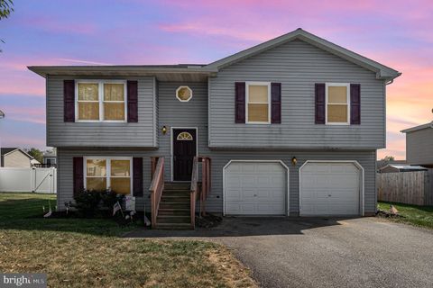 Photo of 245 Cypress Street, BAINBRIDGE, PA 17502 (MLS # PALA2057560)