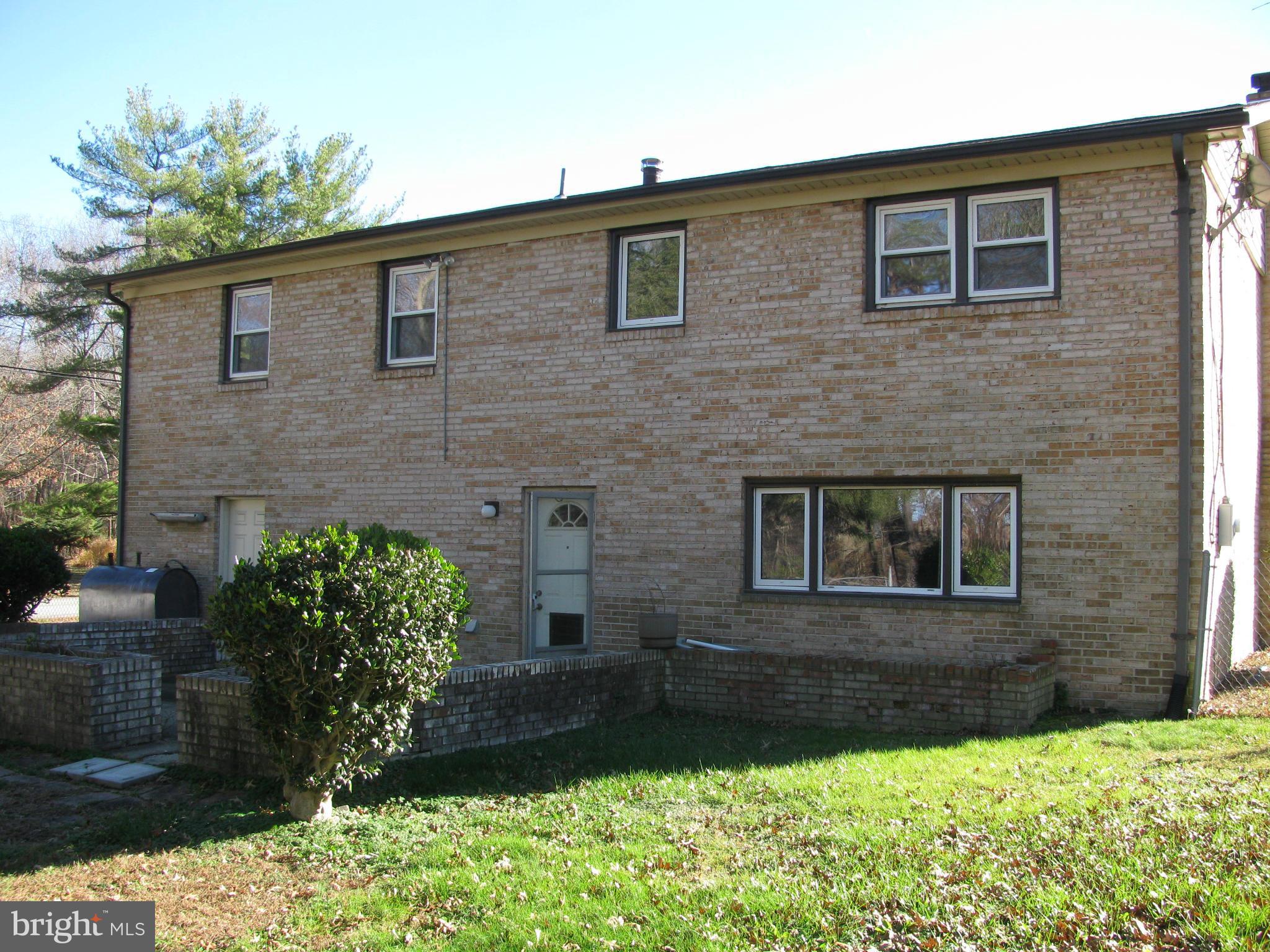 POTOMAC WOODS IND HEAD - Residential Lease