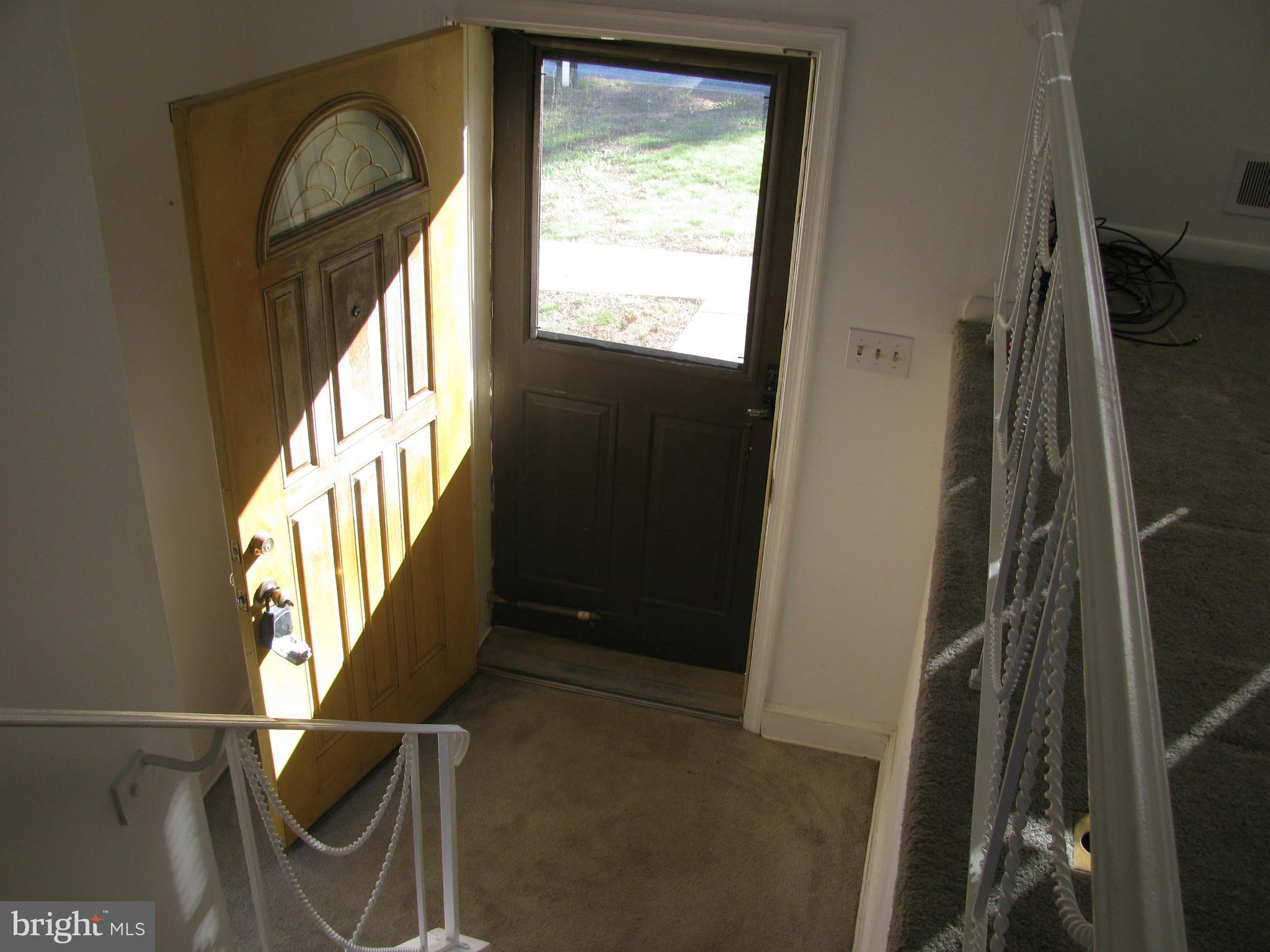 POTOMAC WOODS IND HEAD - Residential Lease