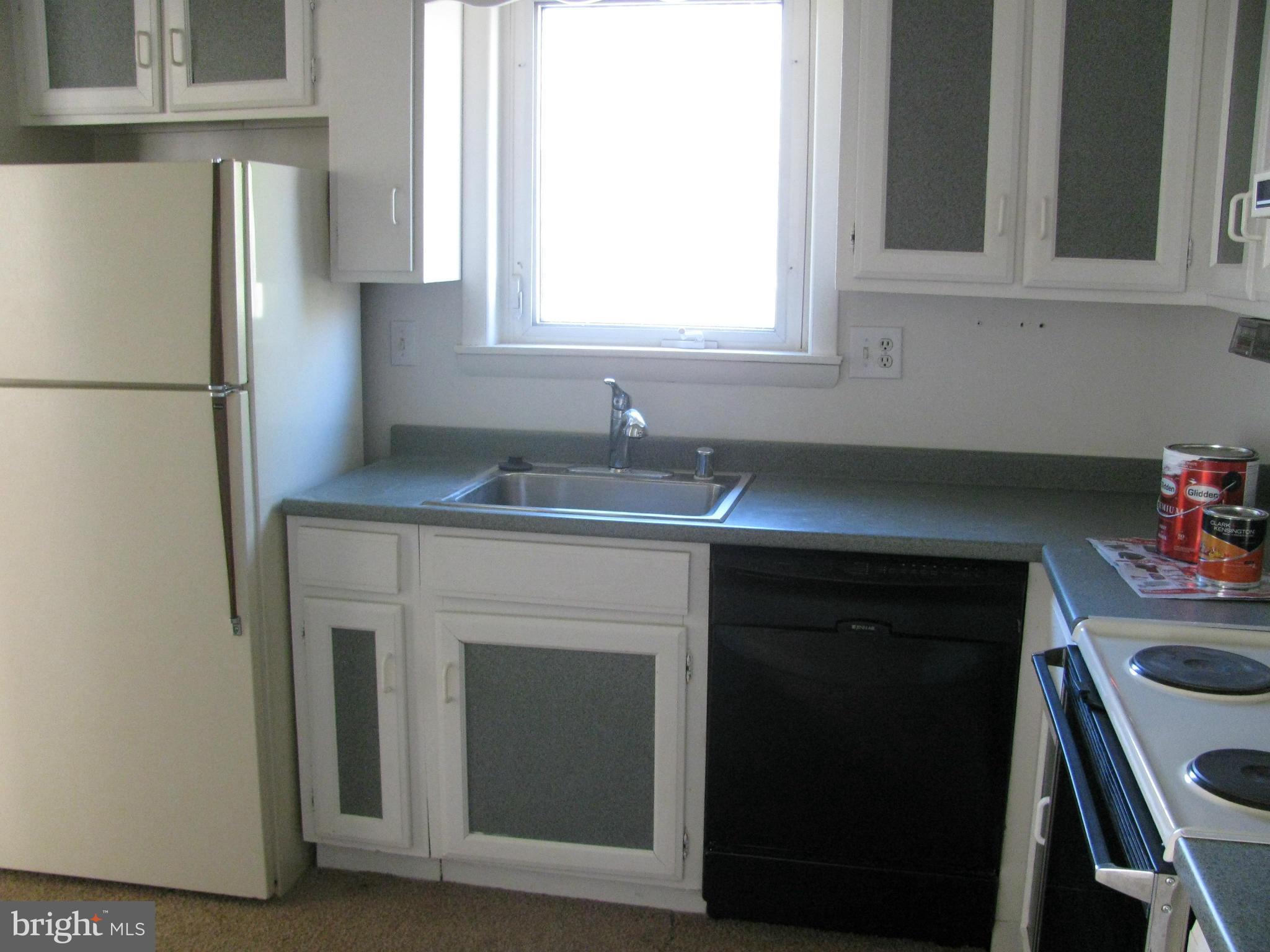 POTOMAC WOODS IND HEAD - Residential Lease