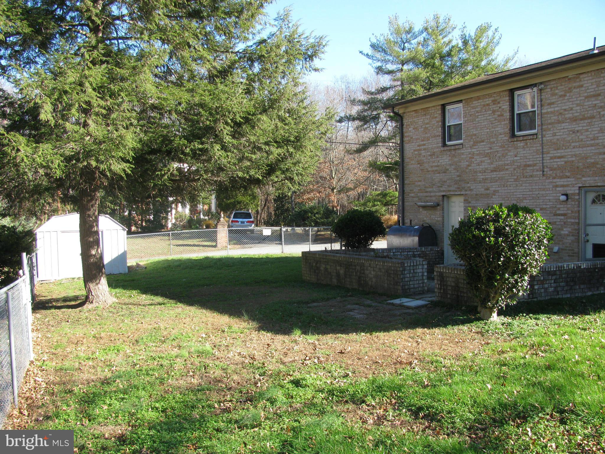 POTOMAC WOODS IND HEAD - Residential Lease