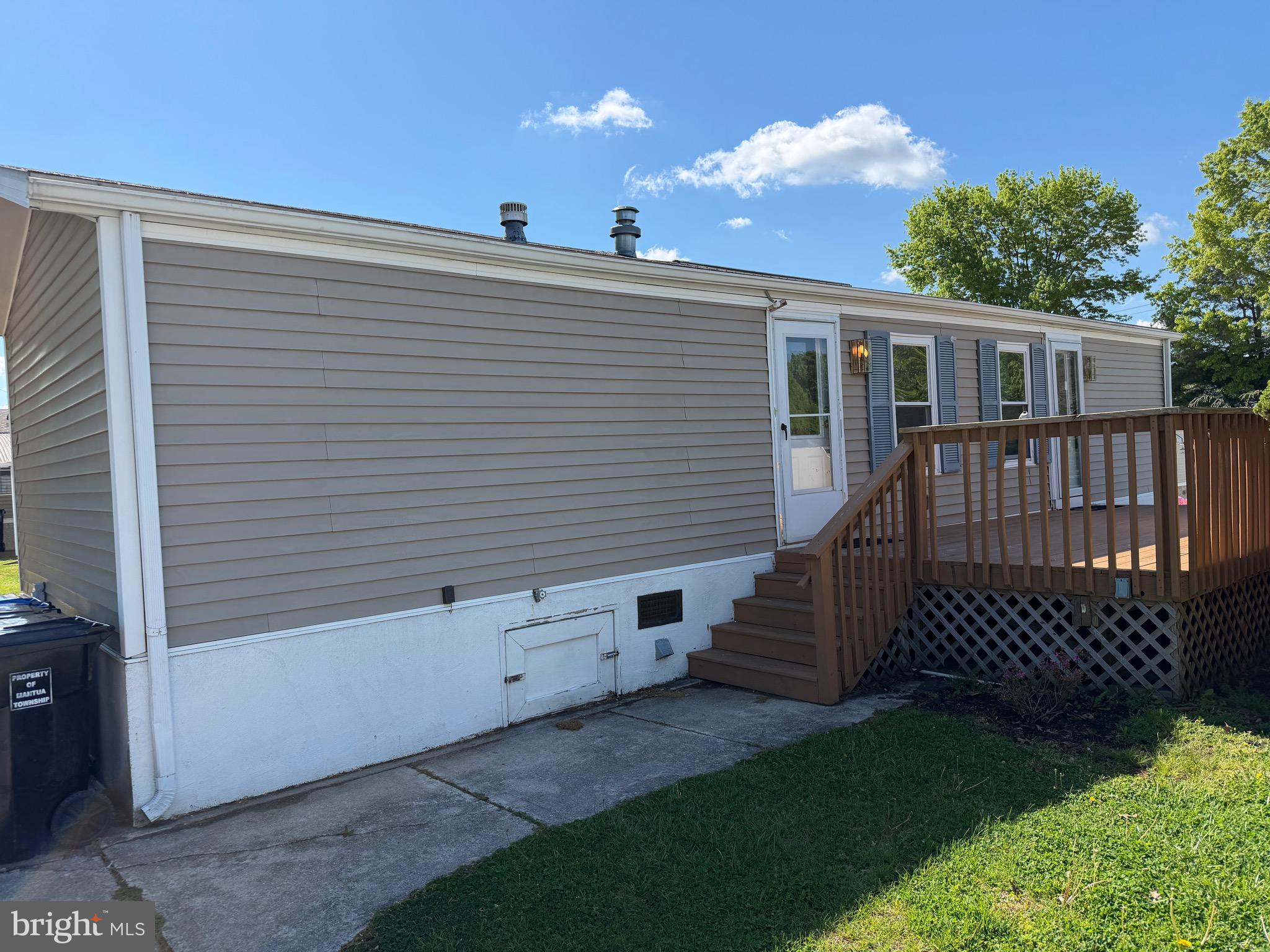 156 MOCKINGBIRD LANE