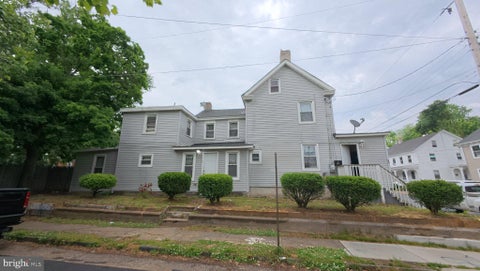 Homes For Sale - 56 Walnut Street<br/> BRIDGETON, NJ 08302