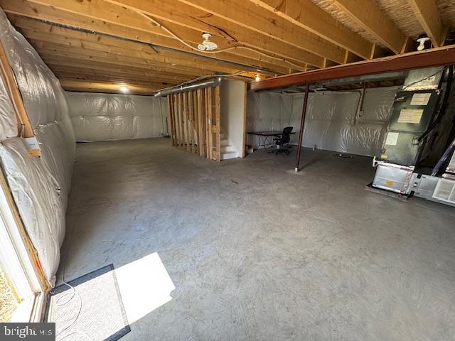 CHANDLERS GLEN - Residential Lease