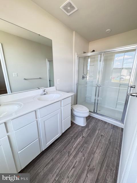 CHANDLERS GLEN - Residential Lease