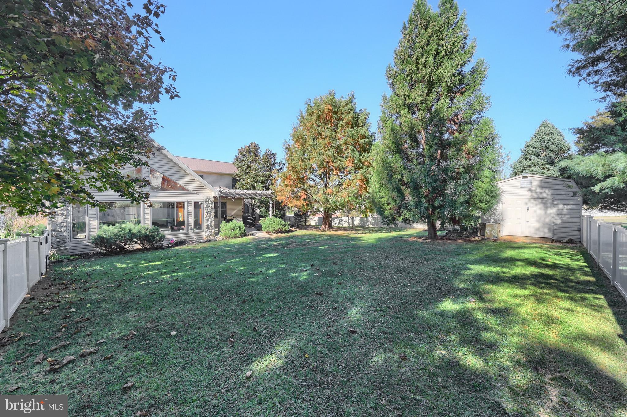 LAKE MEADE - Residential