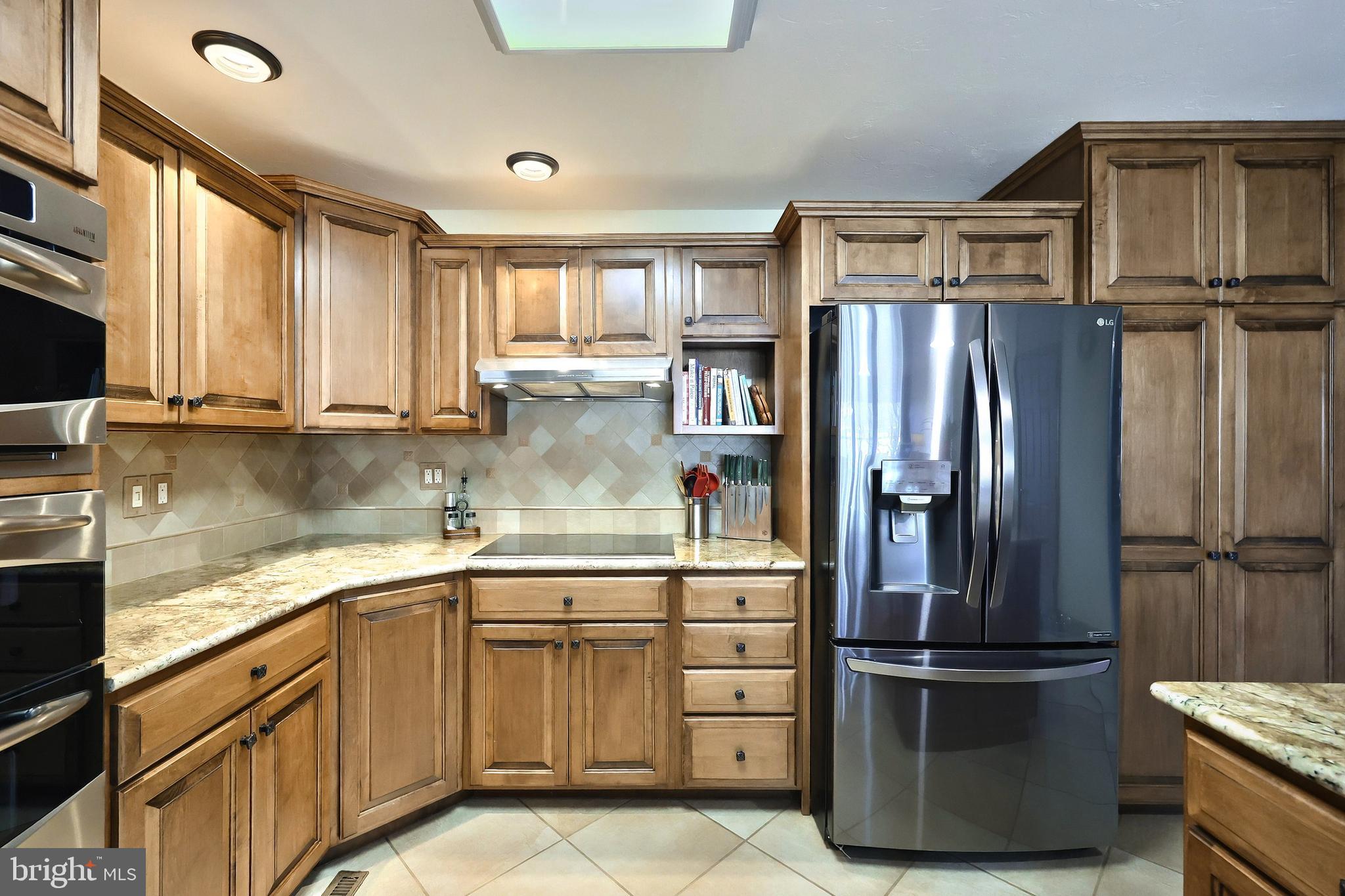 LAKE MEADE - Residential