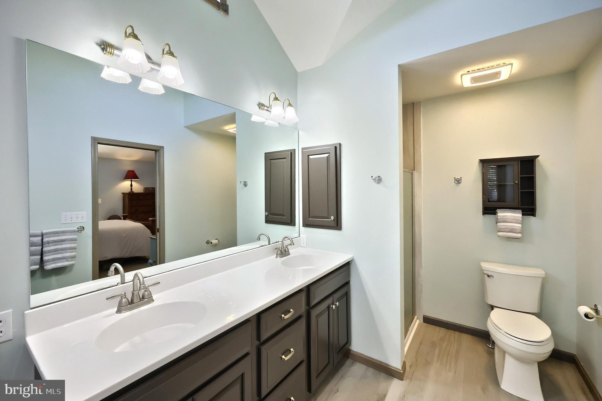 LAKE MEADE - Residential