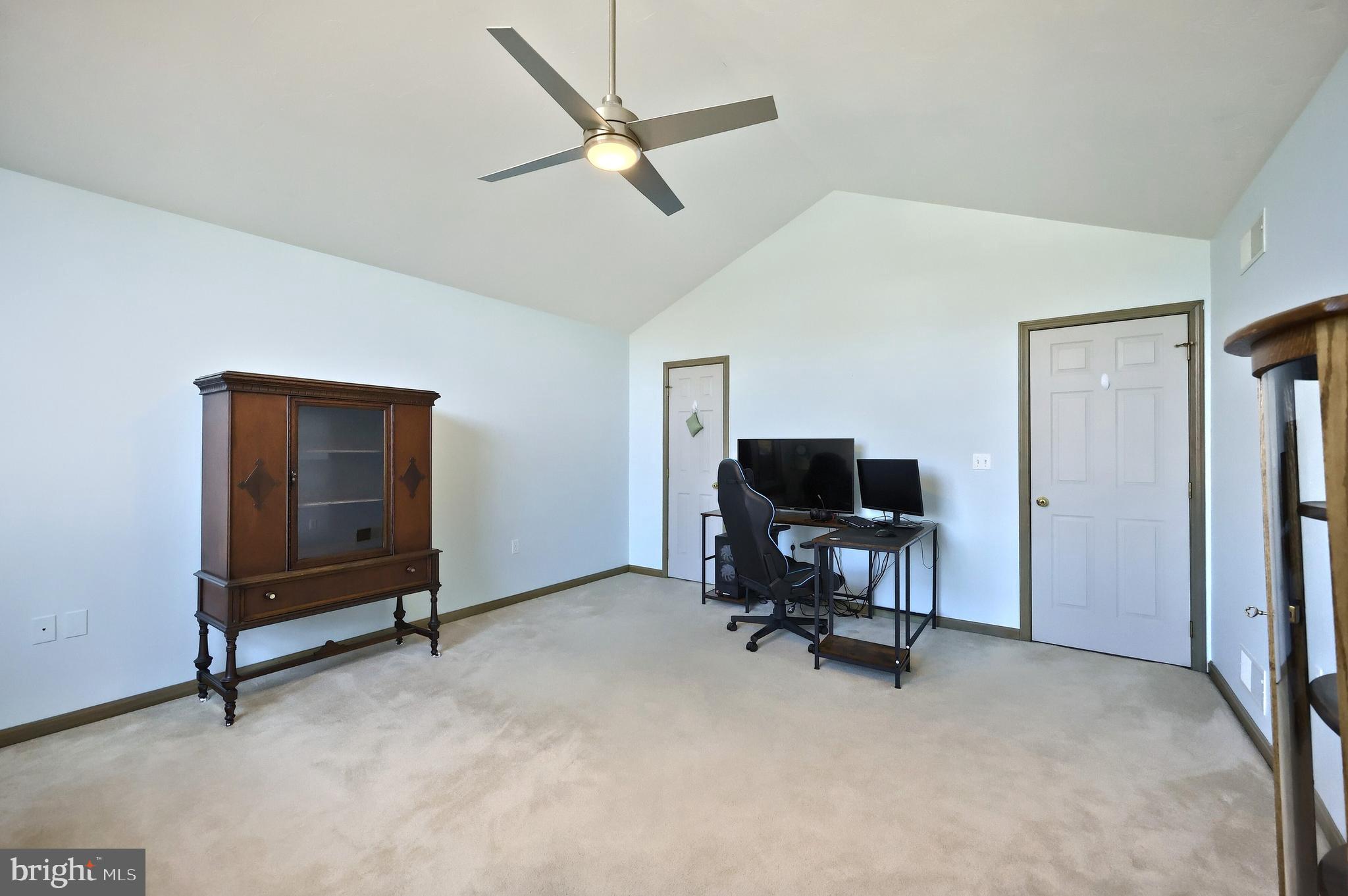 LAKE MEADE - Residential