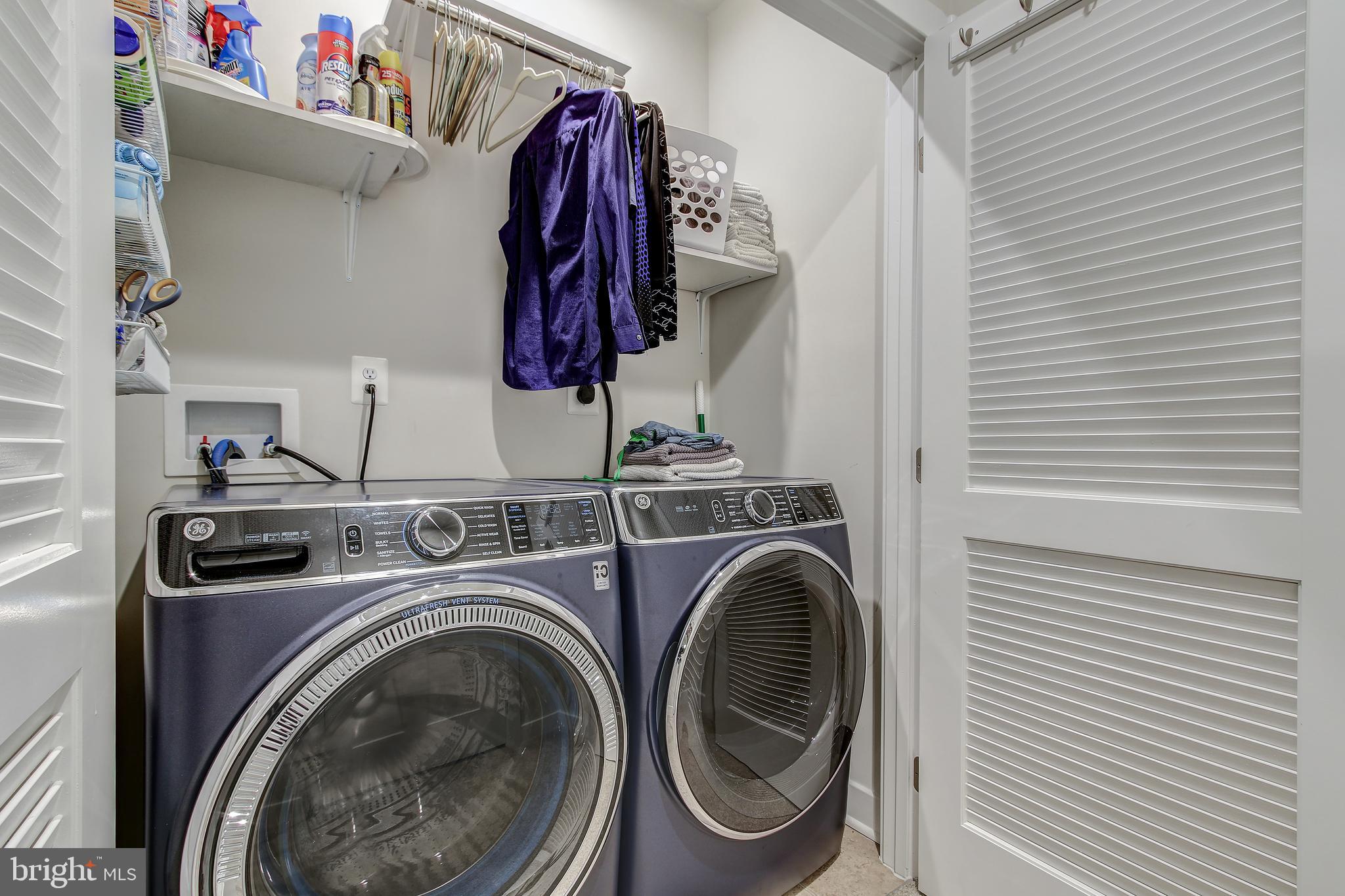 LAKE LINGANORE OAKDALE - Residential