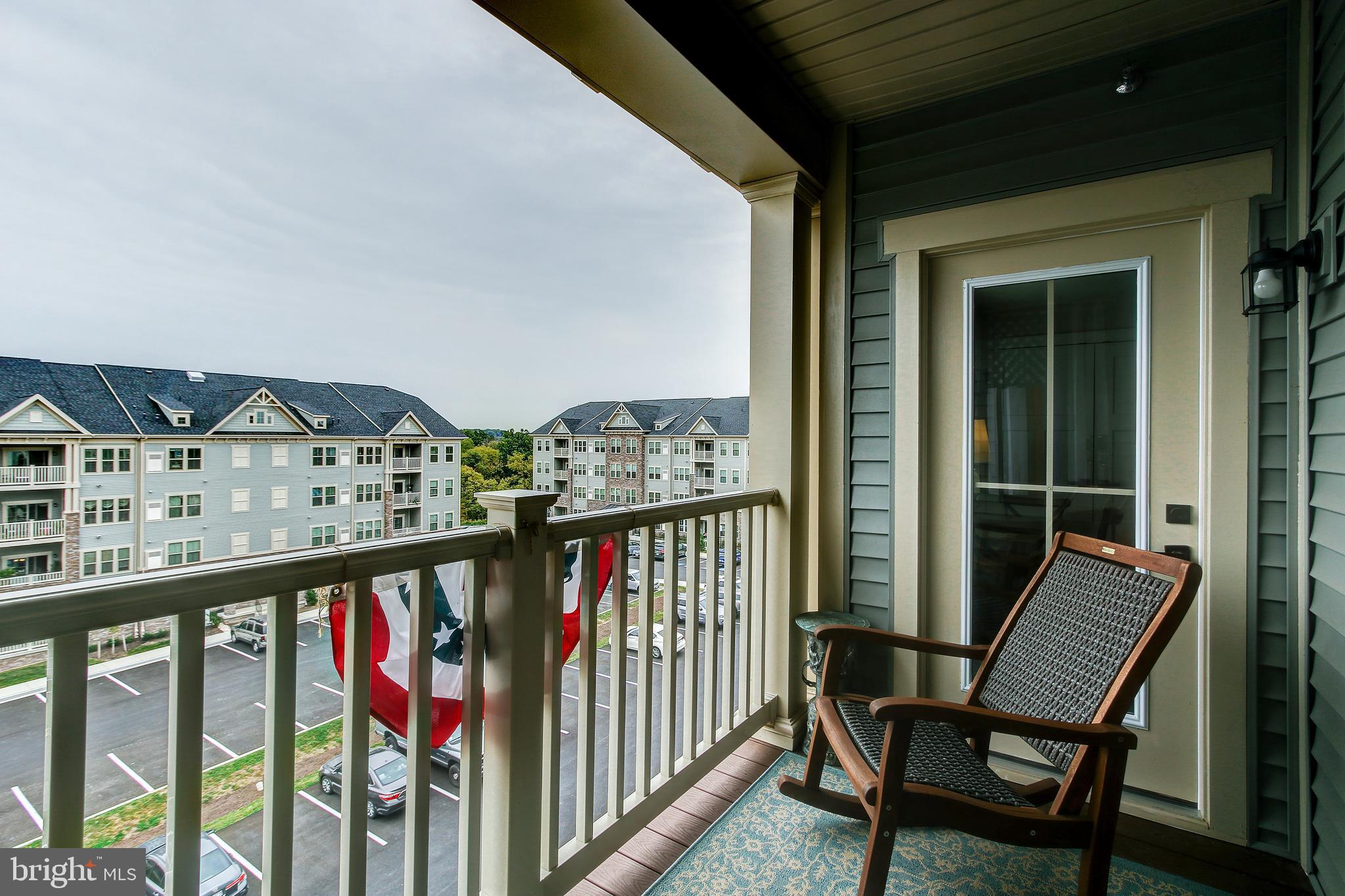 LAKE LINGANORE OAKDALE - Residential