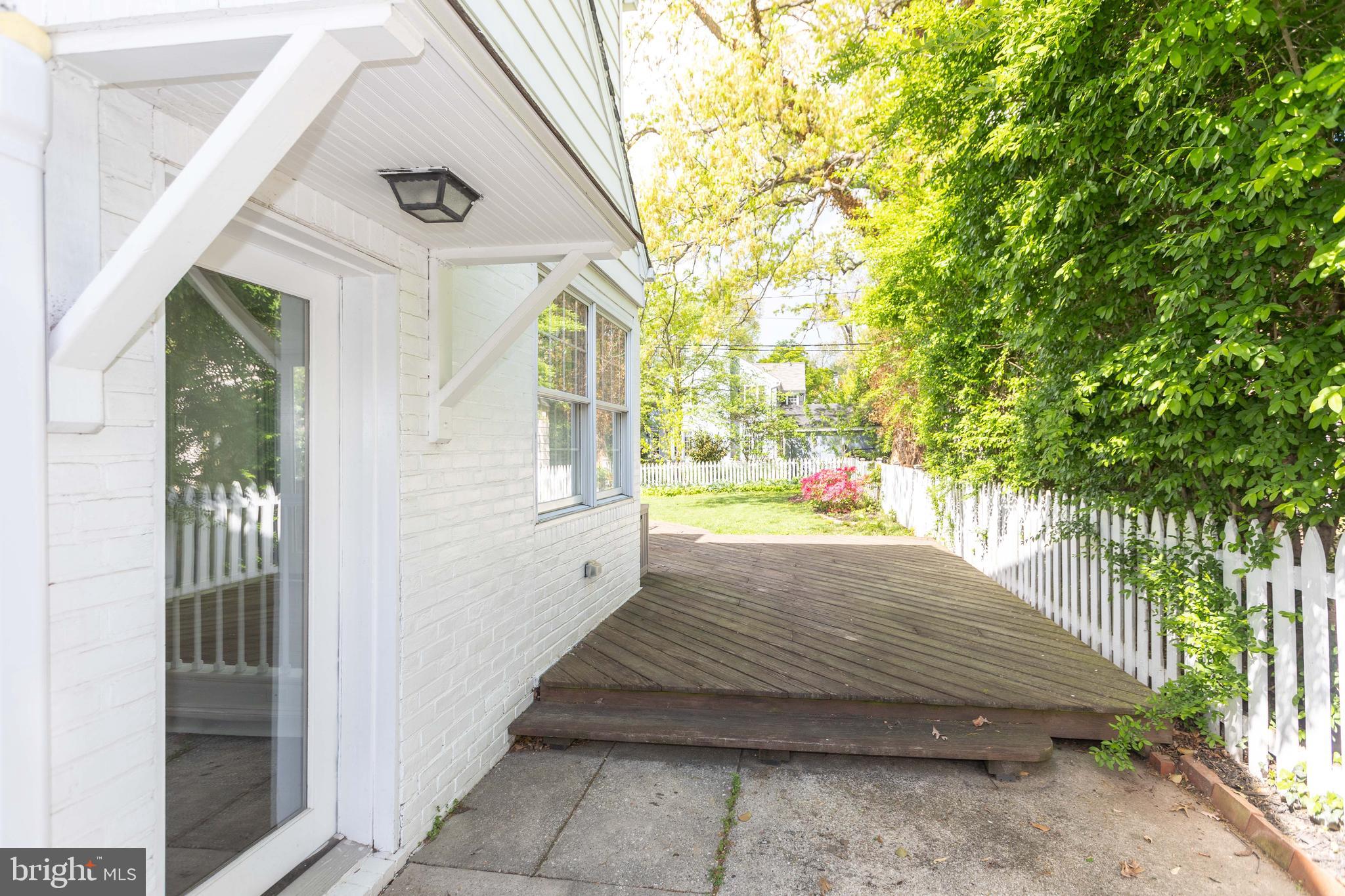 STONELEIGH - Residential