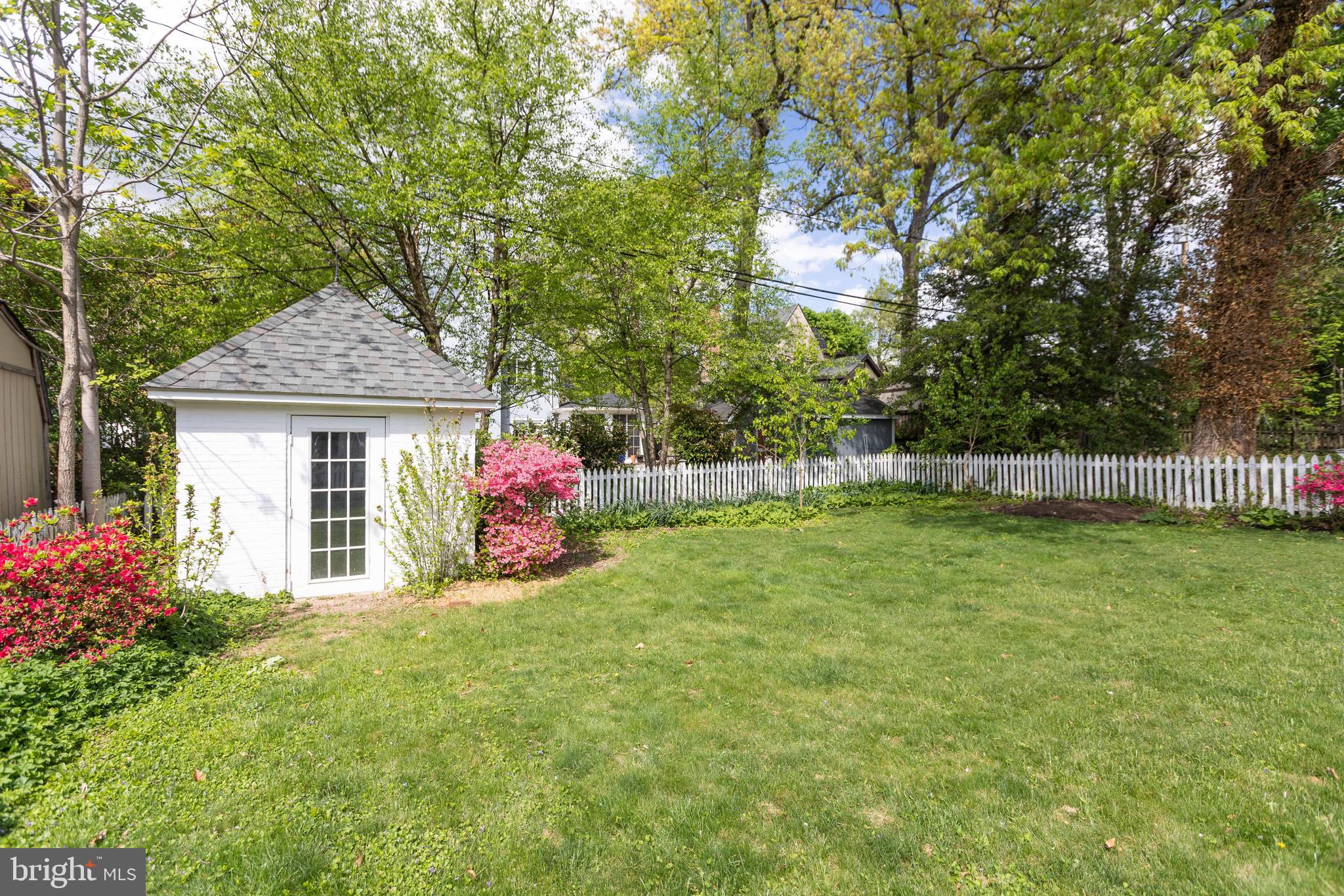 STONELEIGH - Residential