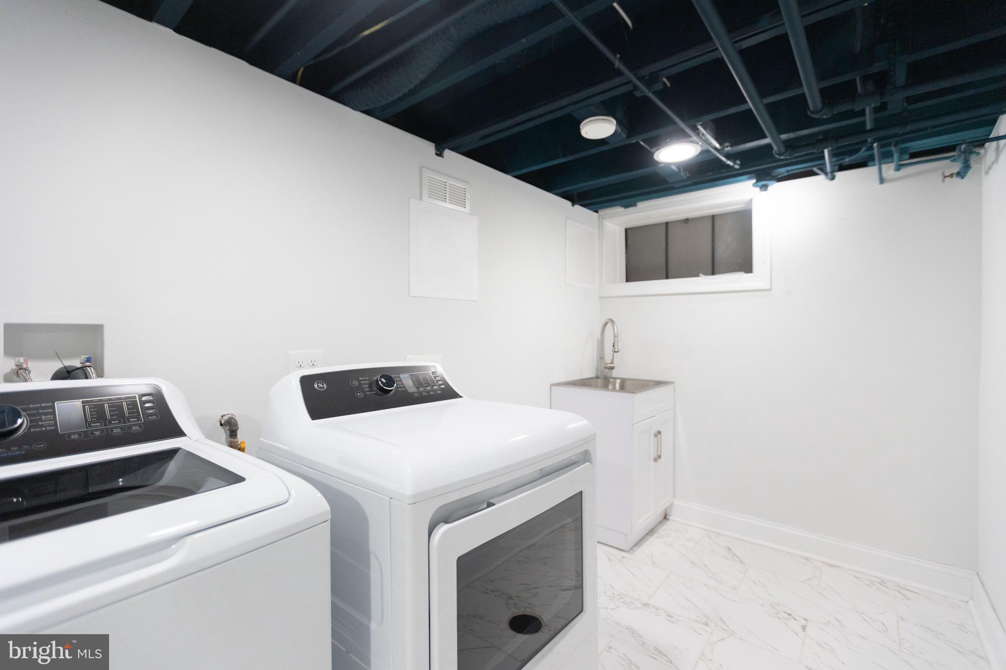 STONELEIGH - Residential