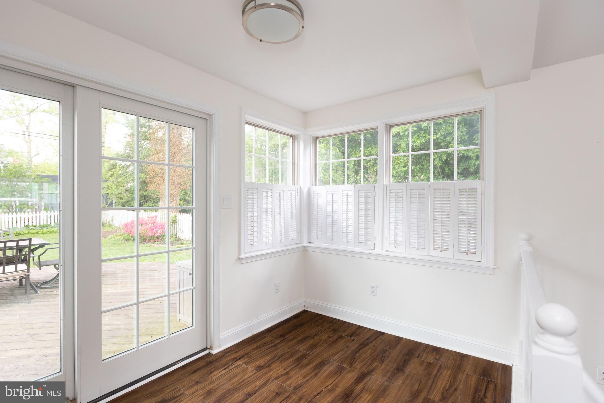 STONELEIGH - Residential