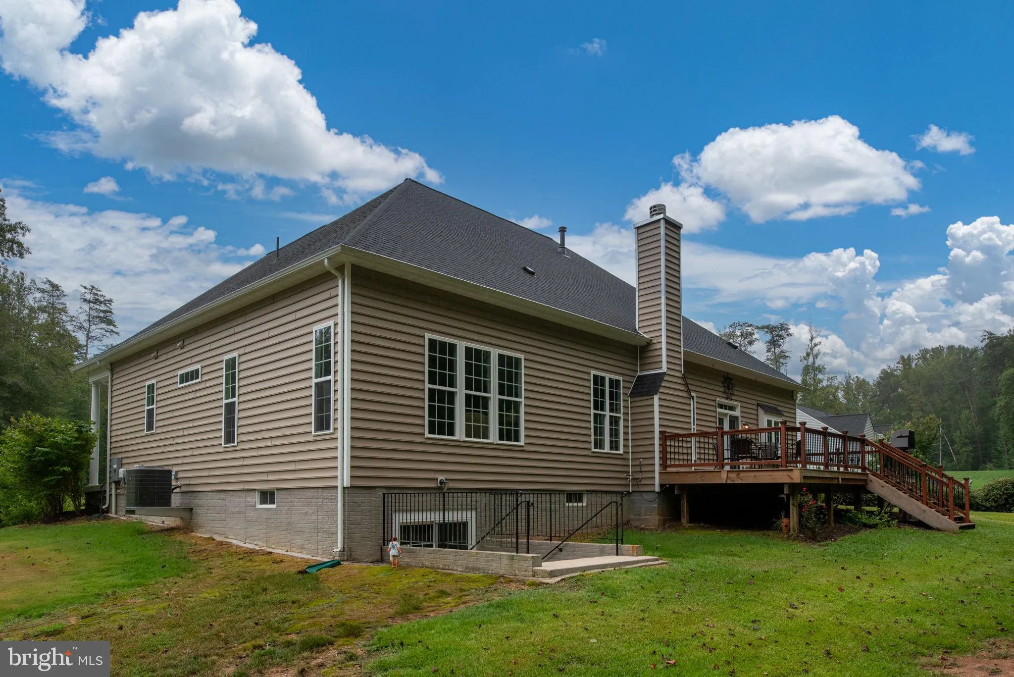 Fredericksburg, Virginia 22406, United States, 4 Bedrooms Bedrooms, ,4 BathroomsBathrooms,Residential,Active,196329