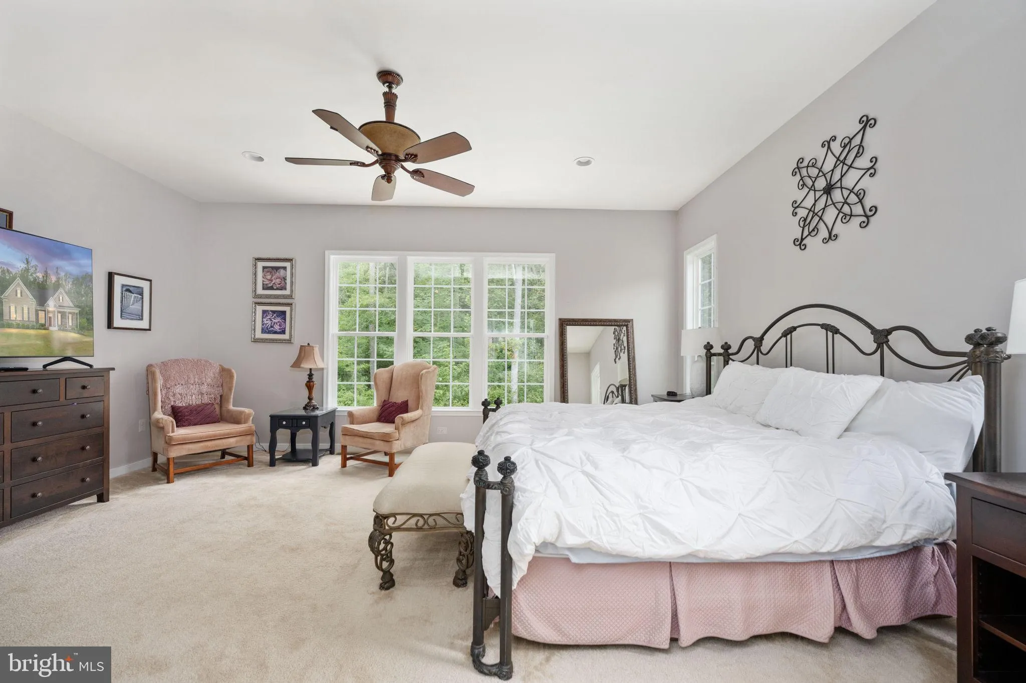 Fredericksburg, Virginia 22406, United States, 4 Bedrooms Bedrooms, ,4 BathroomsBathrooms,Residential,Active,196329