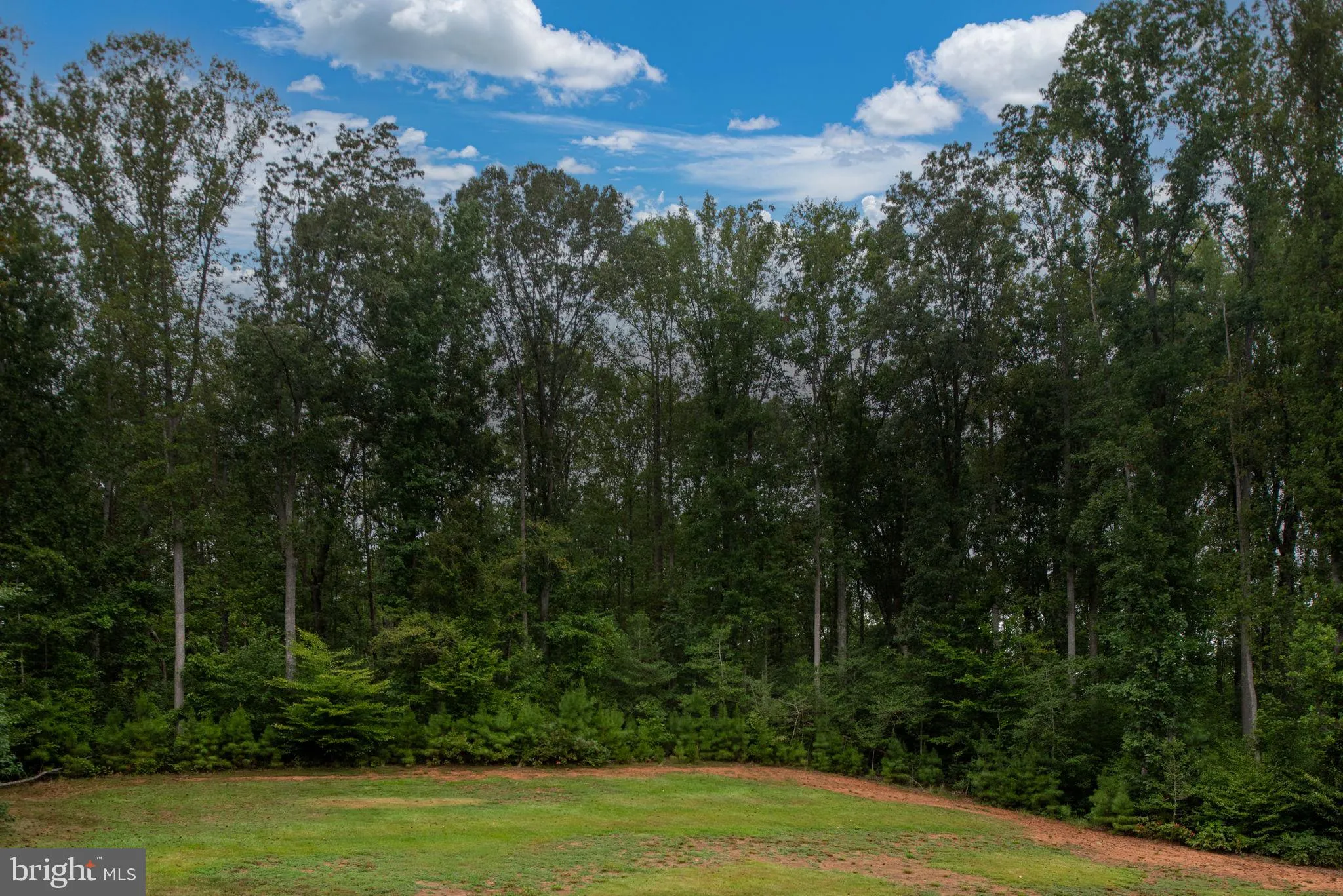 Fredericksburg, Virginia 22406, United States, 4 Bedrooms Bedrooms, ,4 BathroomsBathrooms,Residential,Active,196329