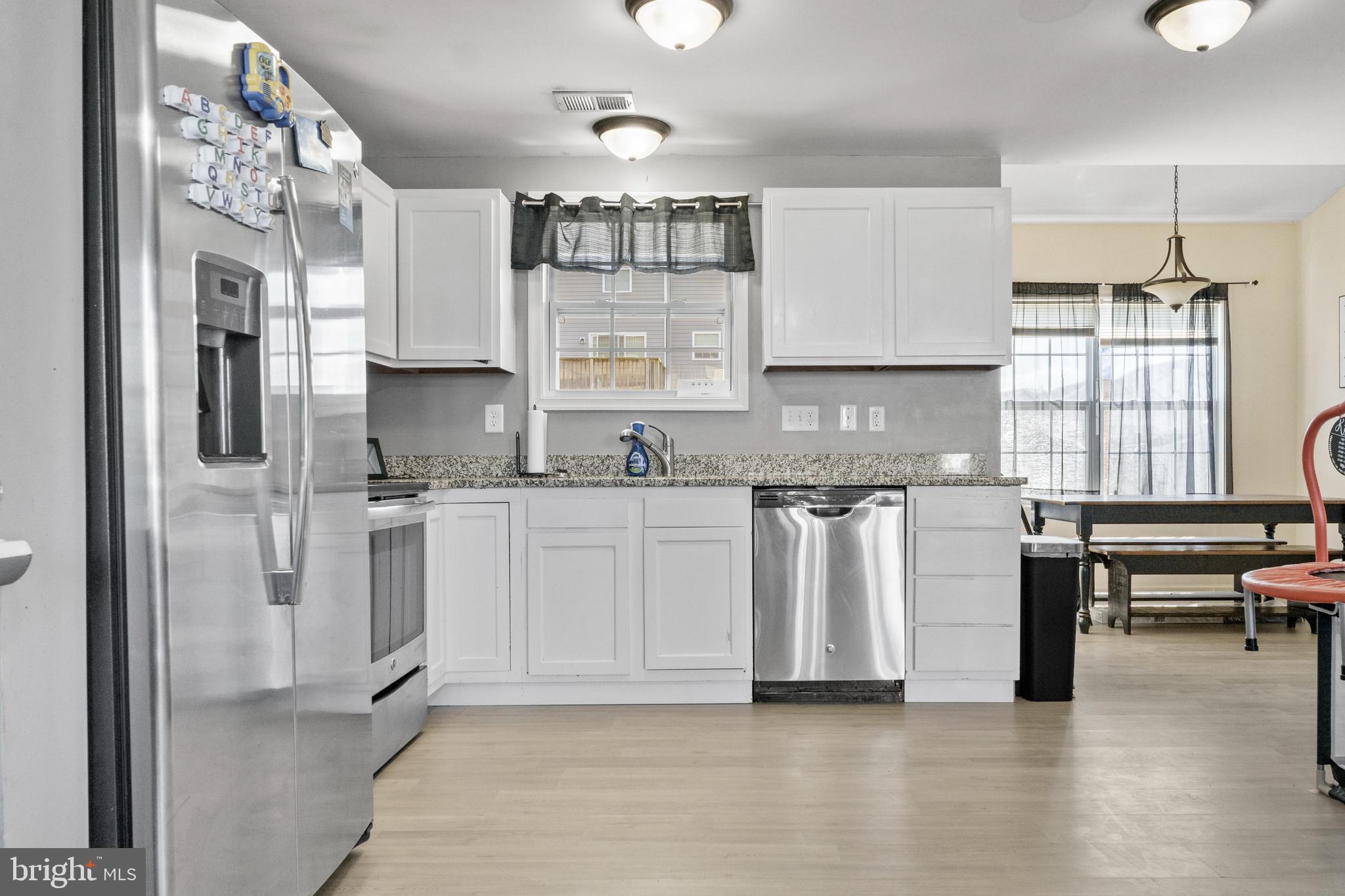 INWOOD VILLAGE - Residential