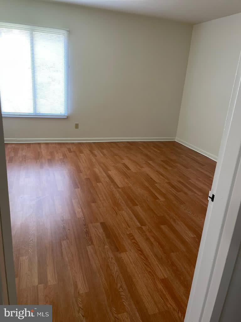 TREETOP CONDO - Residential Lease