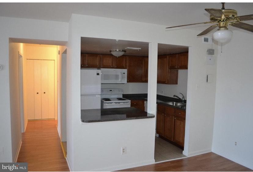 TREETOP CONDO - Residential Lease
