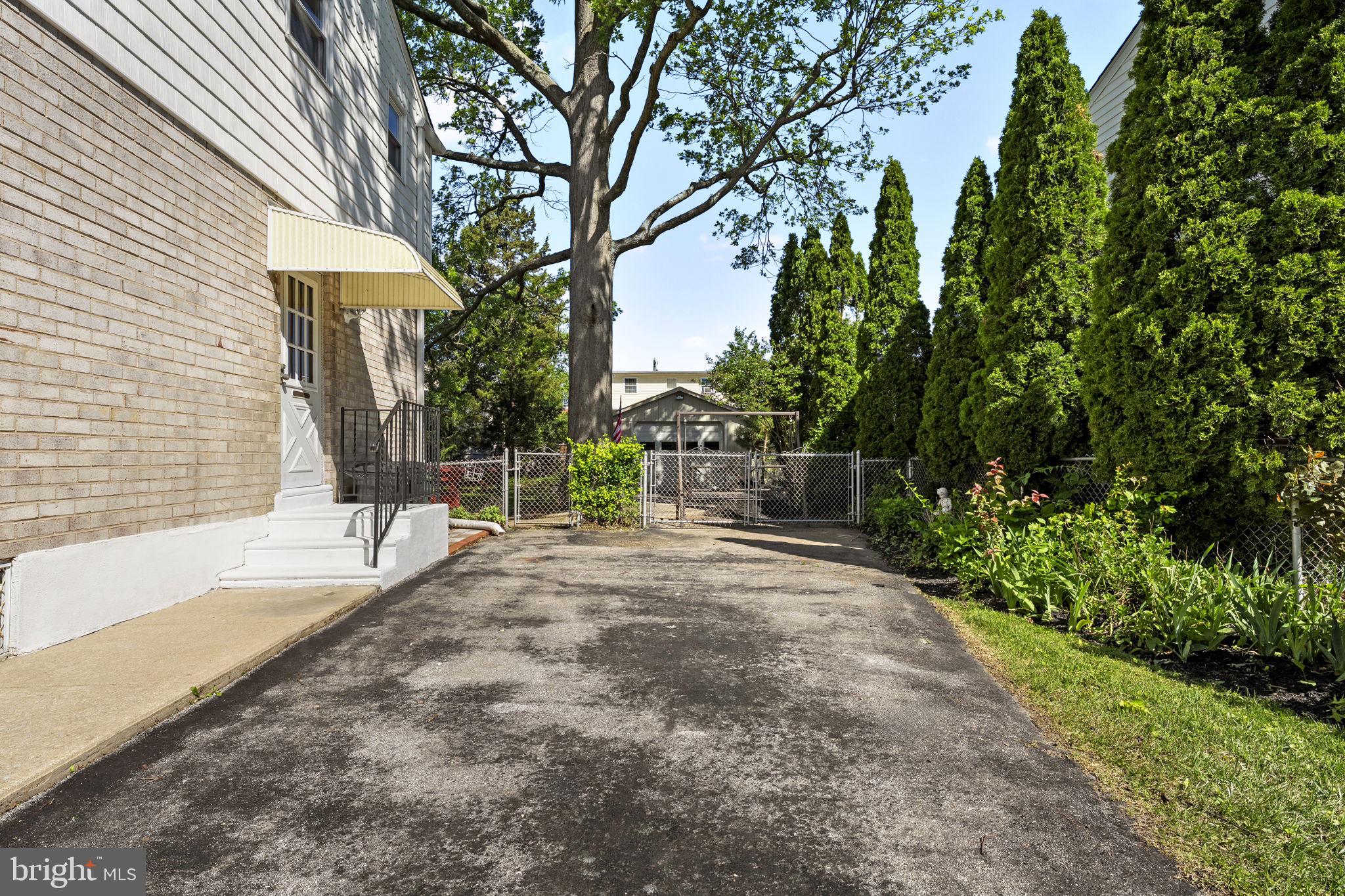 FOLSOM - Residential