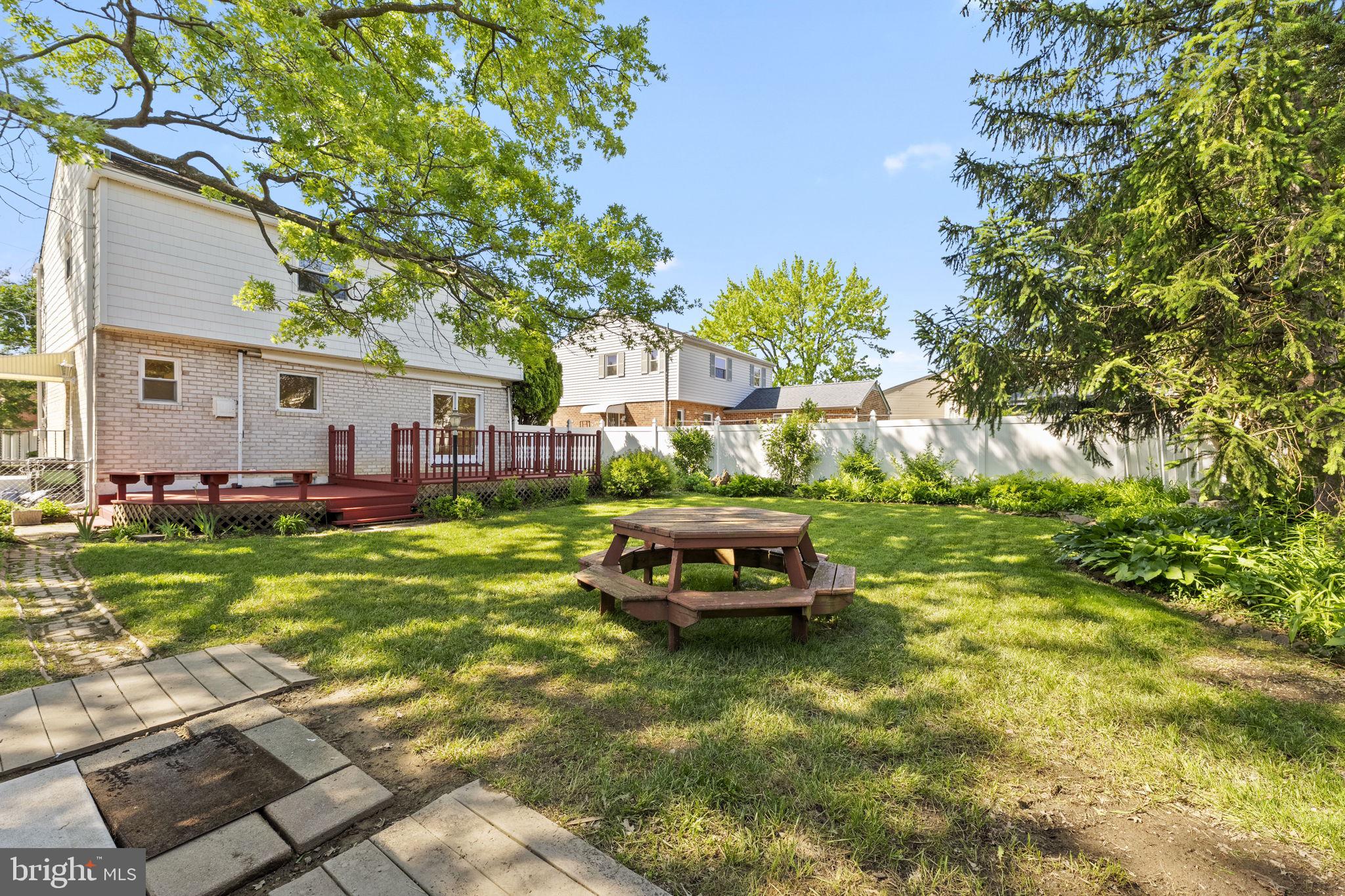 FOLSOM - Residential
