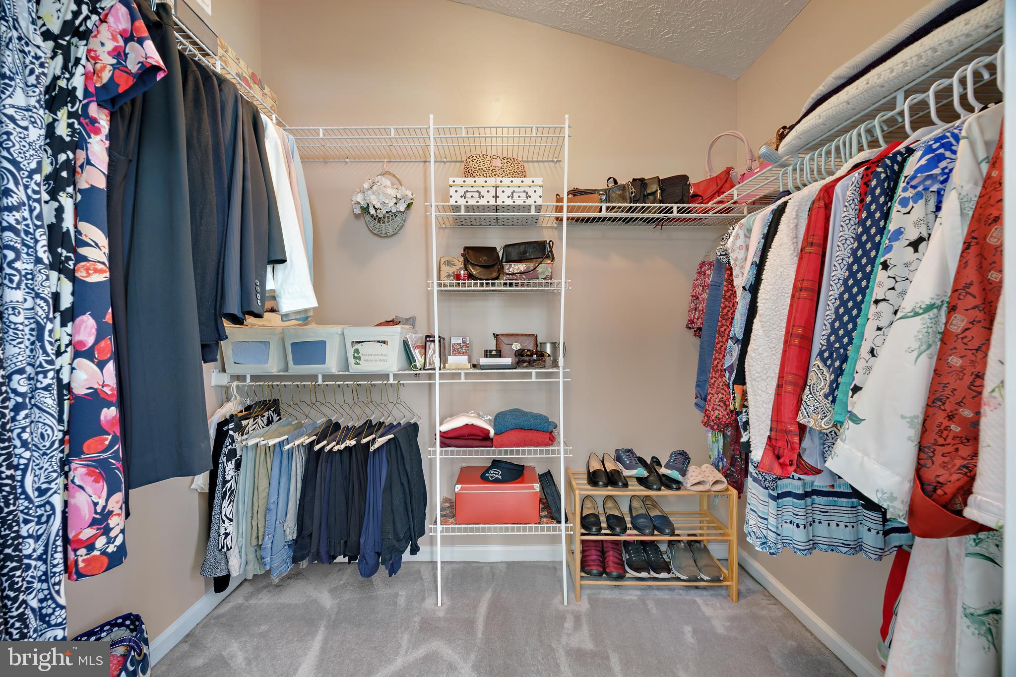 SEVERN WOODS - Residential