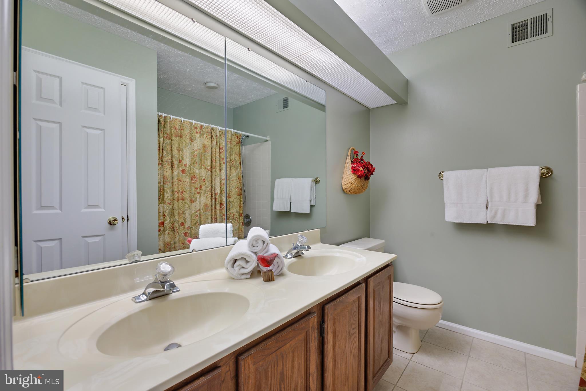 SEVERN WOODS - Residential