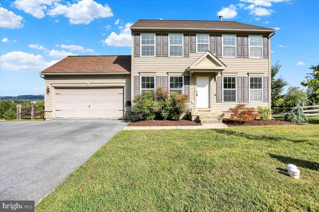 Photo of 281 Merwood Drive, MORGANTOWN, PA 19543 (MLS # PACT2110670)