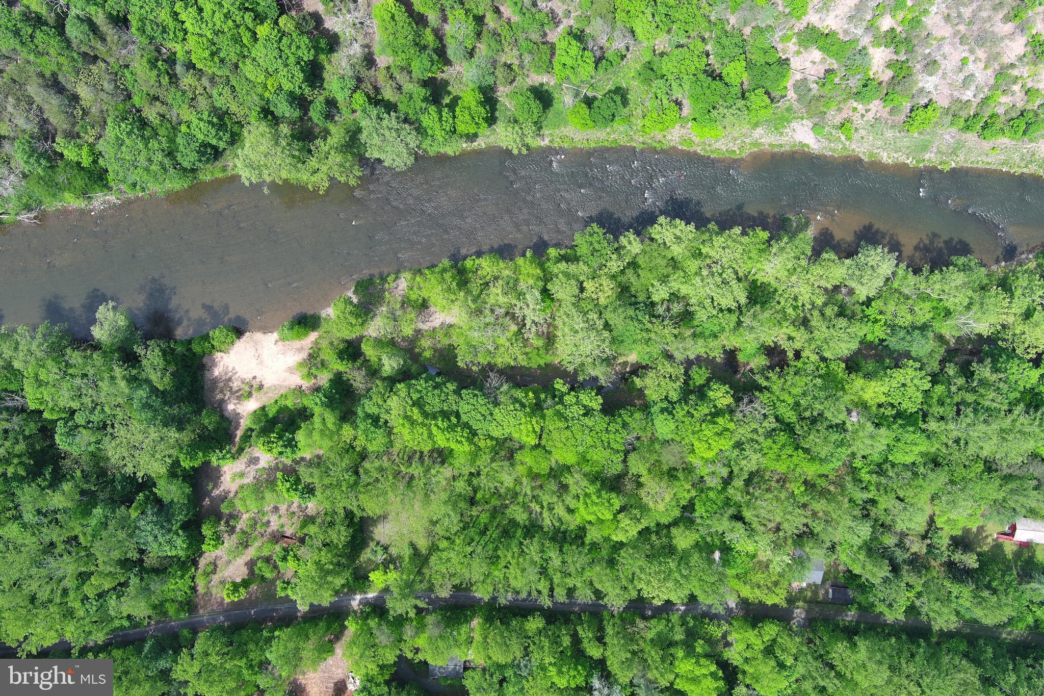 CACAPON HILLS - Land