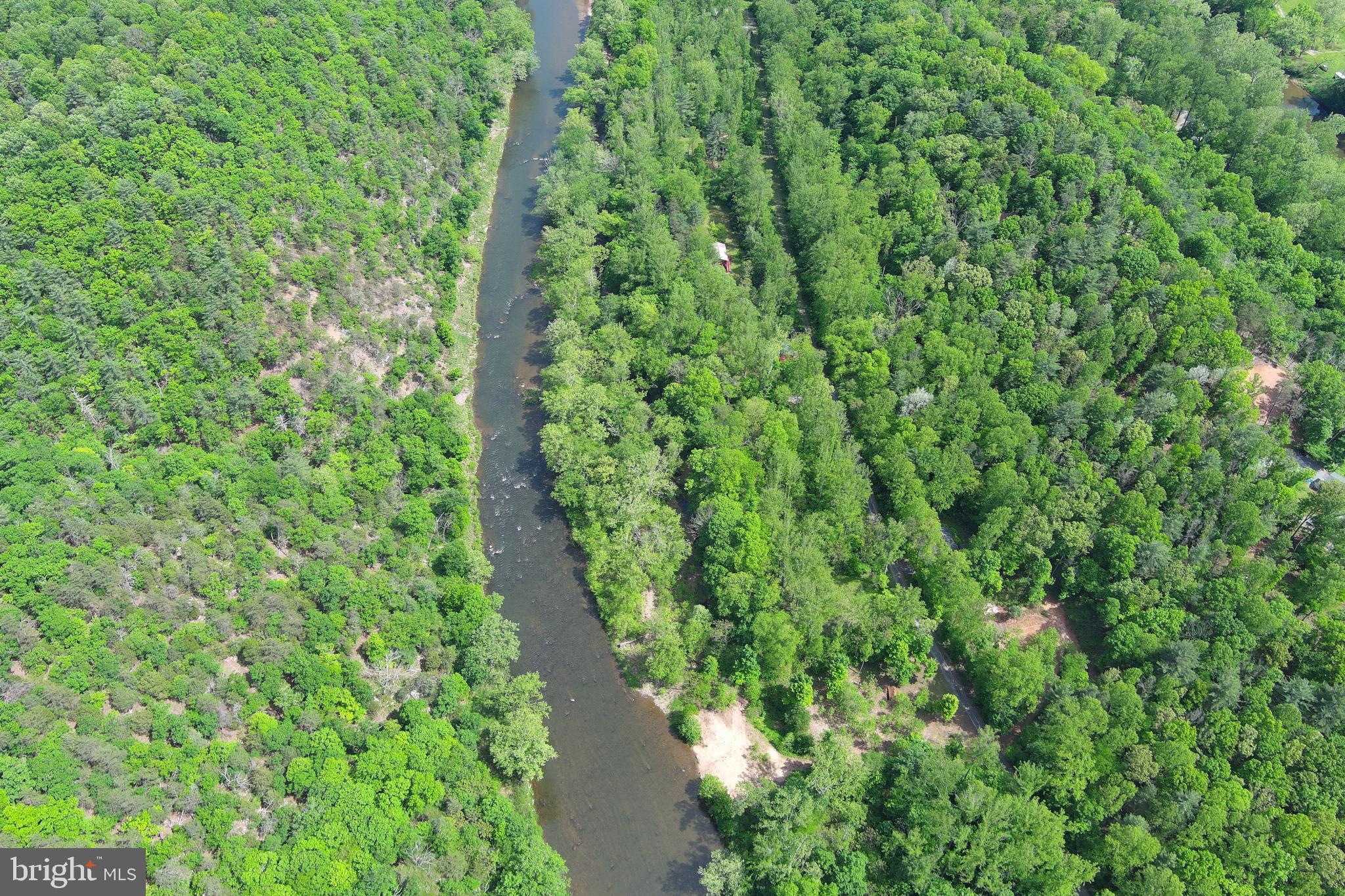 CACAPON HILLS - Land