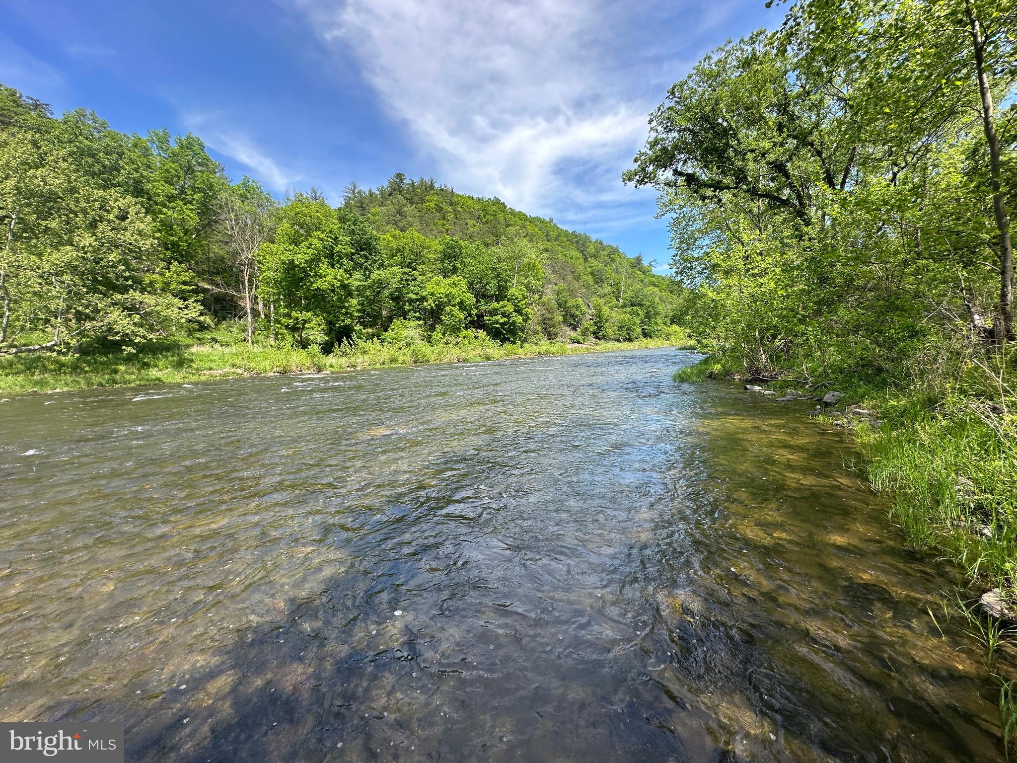 CACAPON HILLS - Land