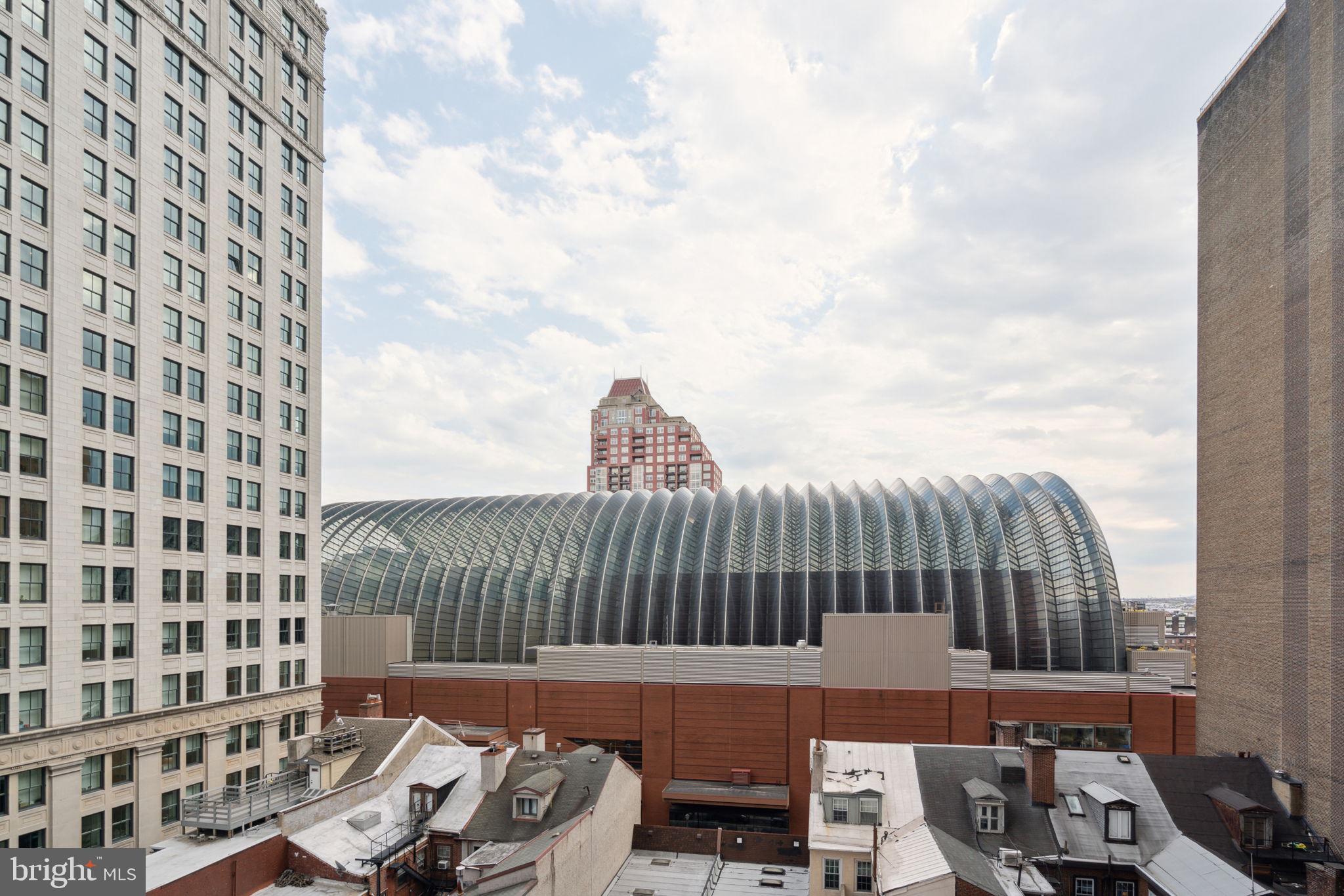 AVENUE OF THE ARTS - Residential