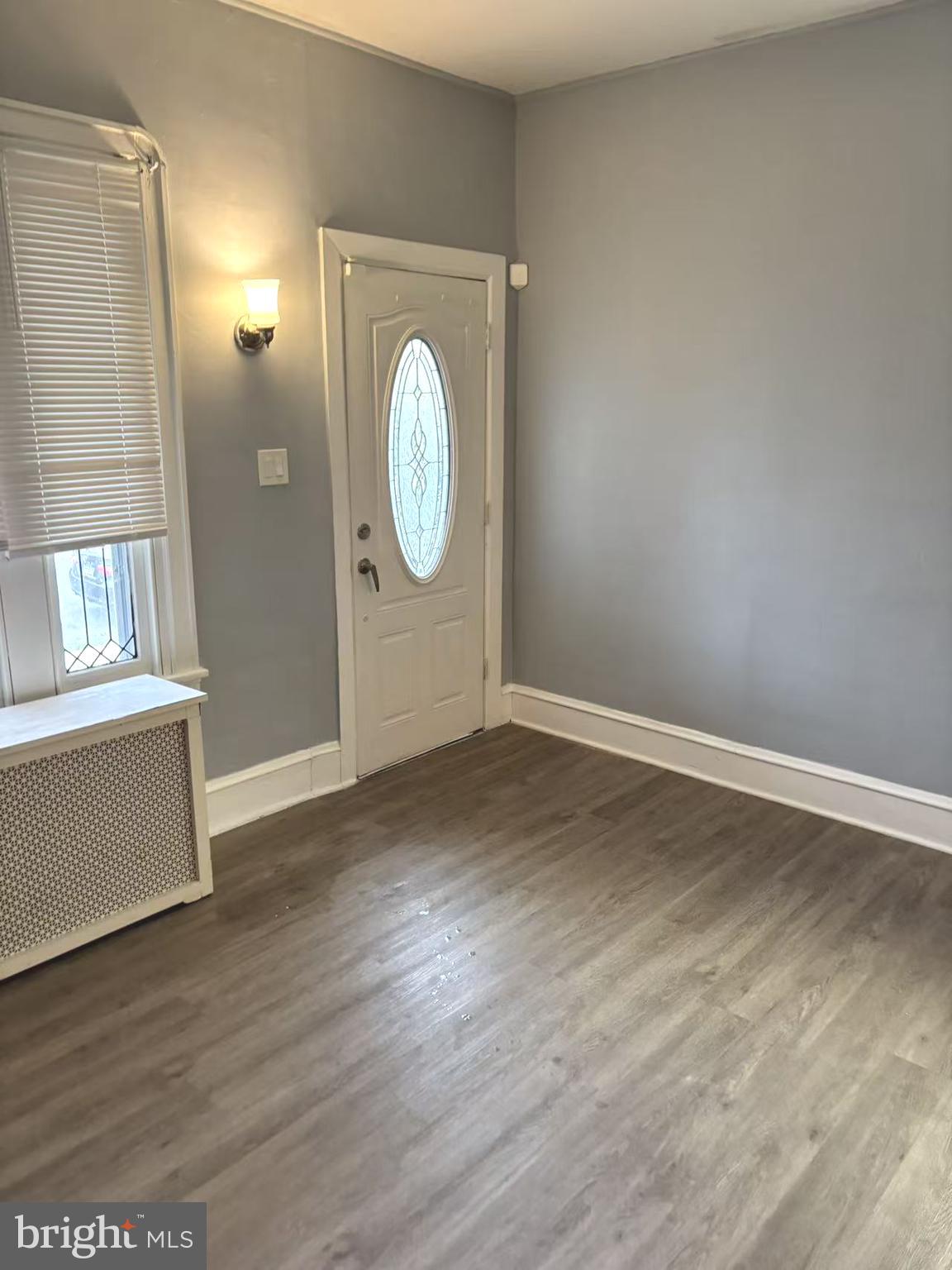 LAWNDALE - Residential