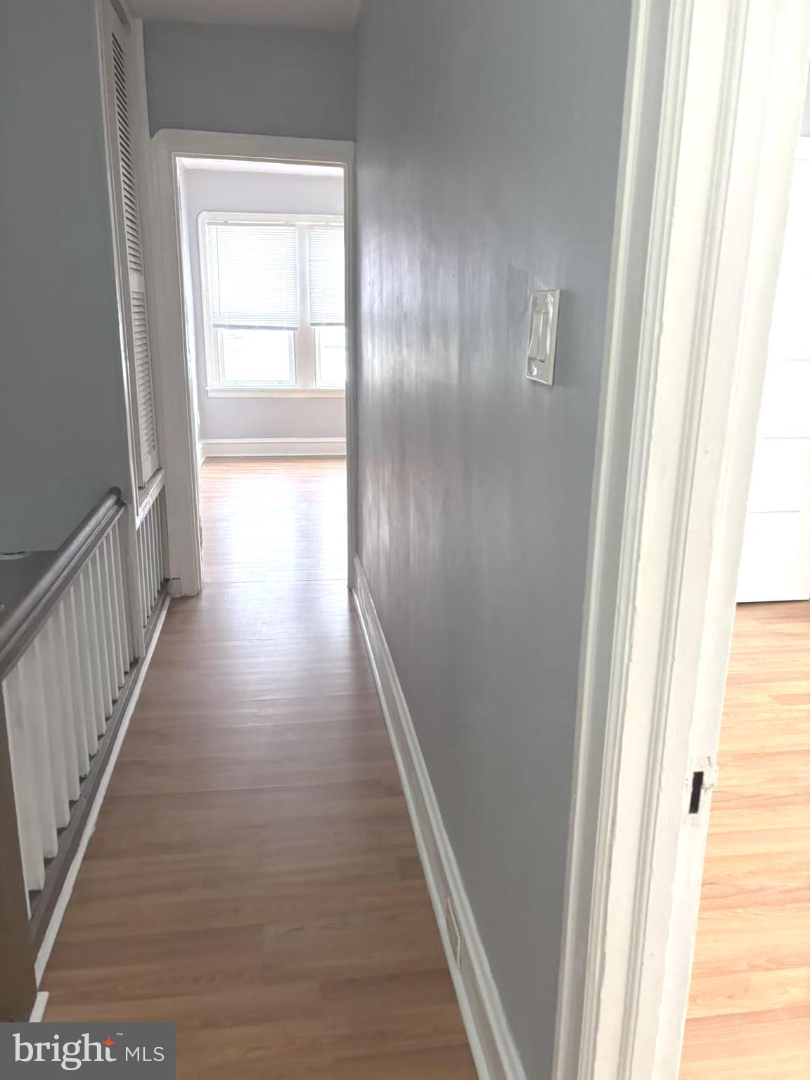 LAWNDALE - Residential