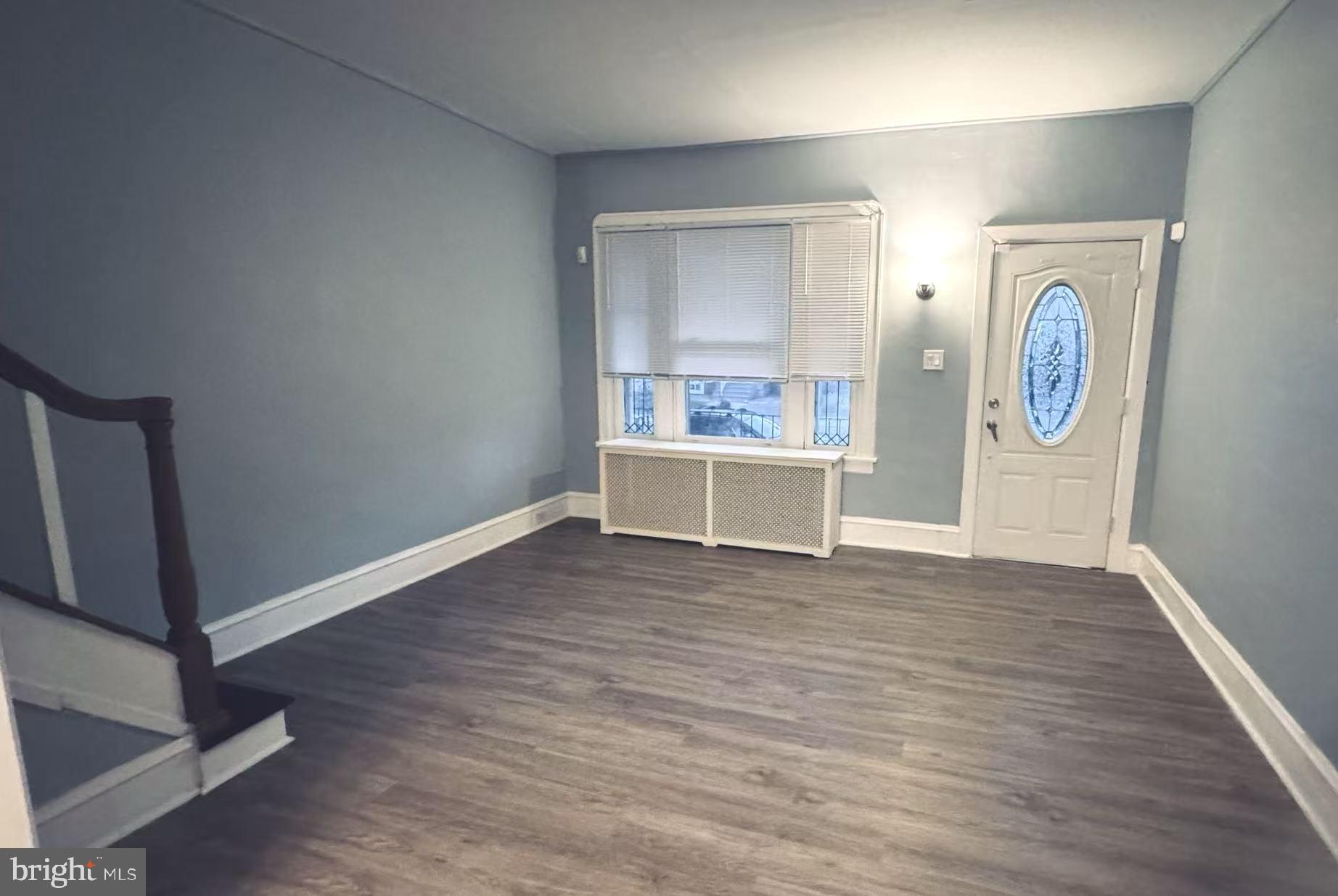 LAWNDALE - Residential