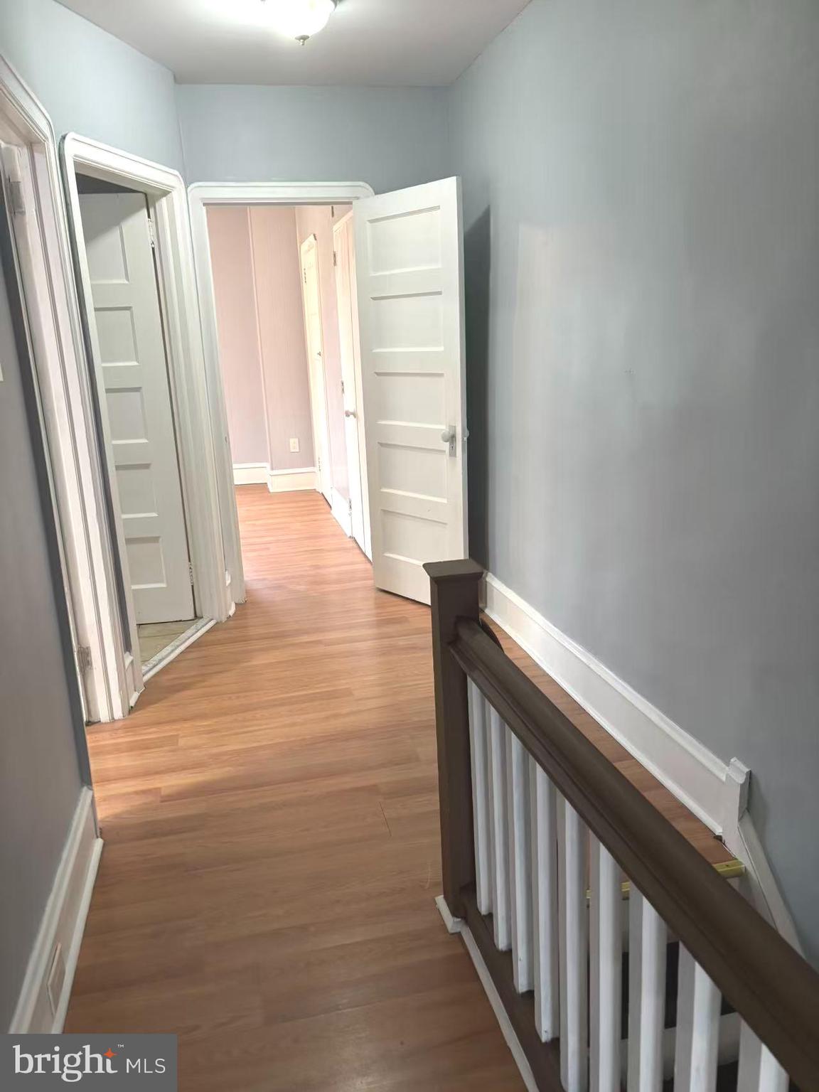 LAWNDALE - Residential