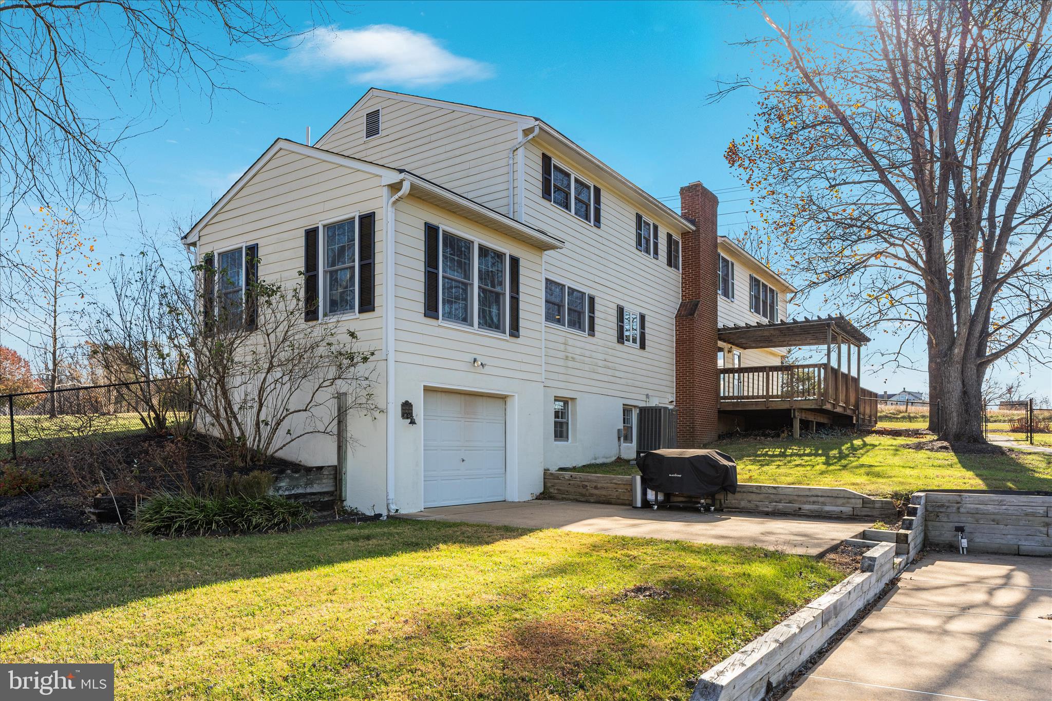 MILL CREEK - Residential