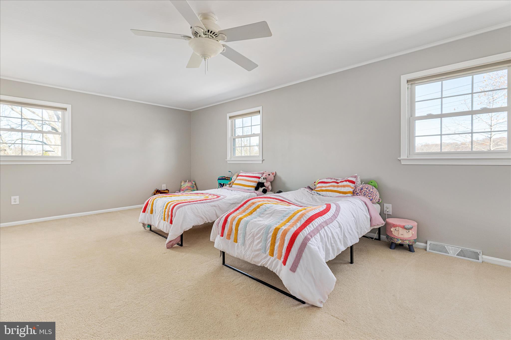 MILL CREEK - Residential