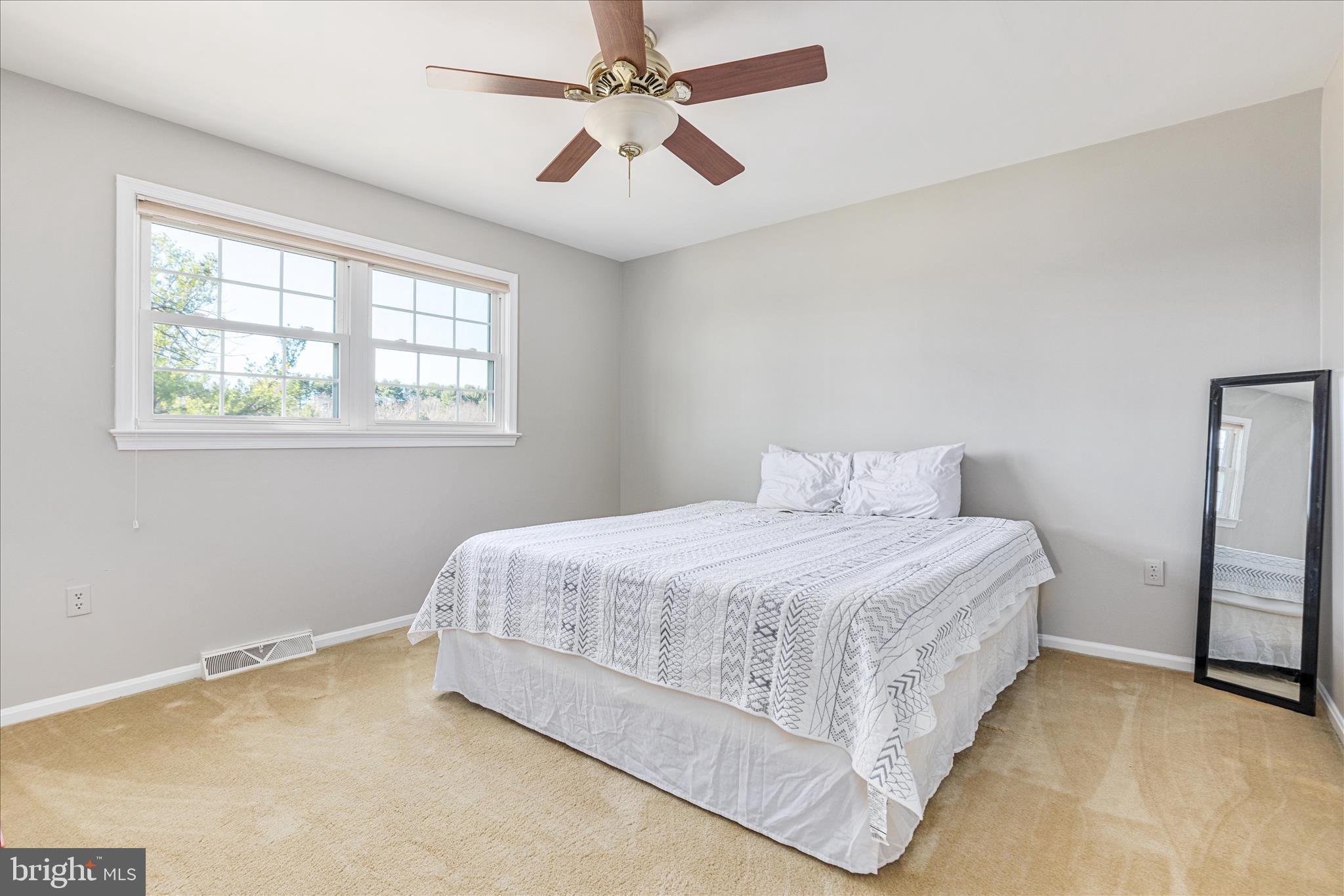 MILL CREEK - Residential