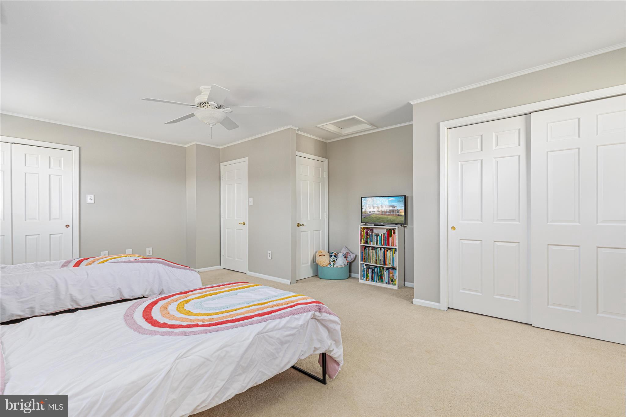 MILL CREEK - Residential