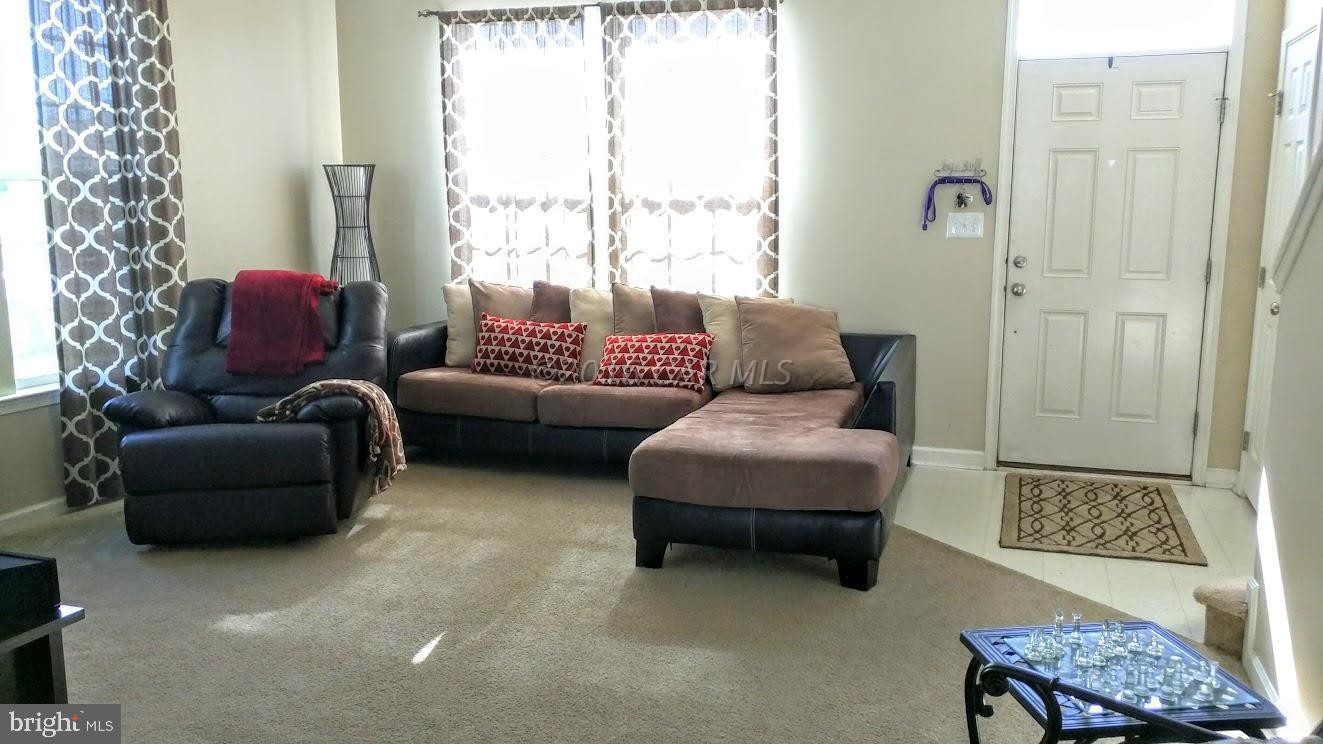 CEDAR COMMONS - Residential