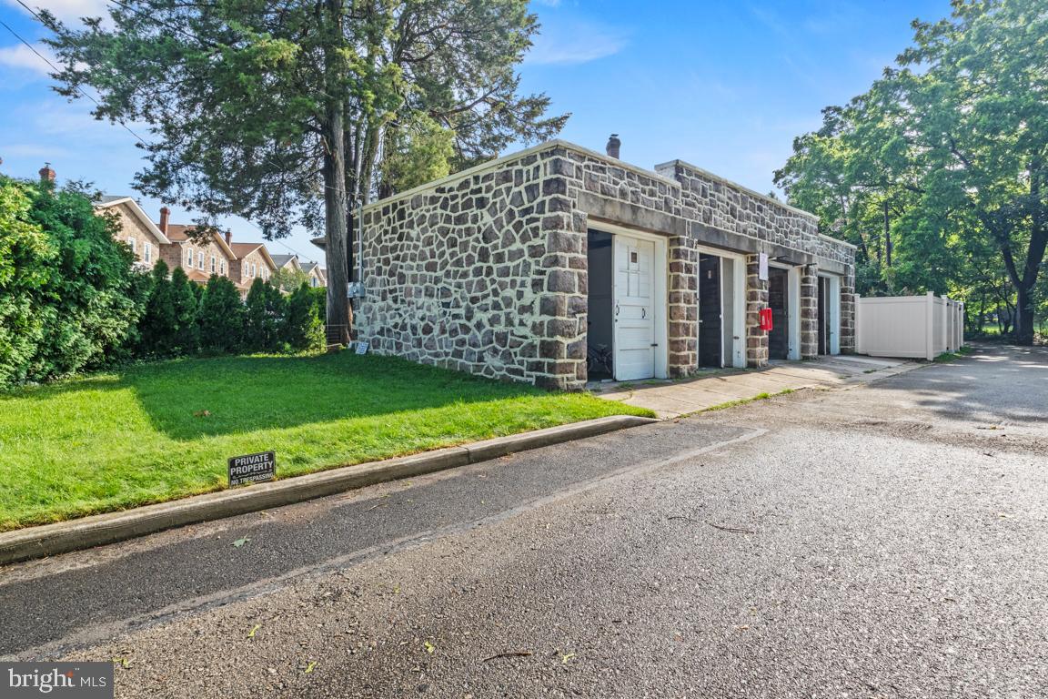 0 RENFREW AVENUE