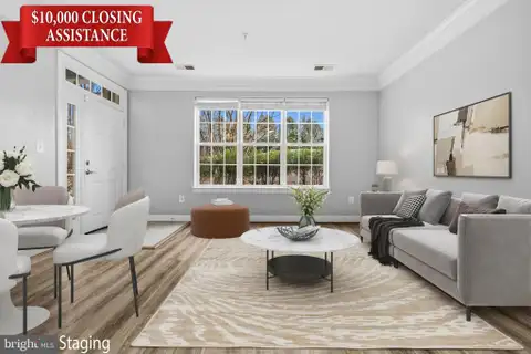 4110 Potomac Highlands Circle, Triangle, VA MLS: VAPW2112596