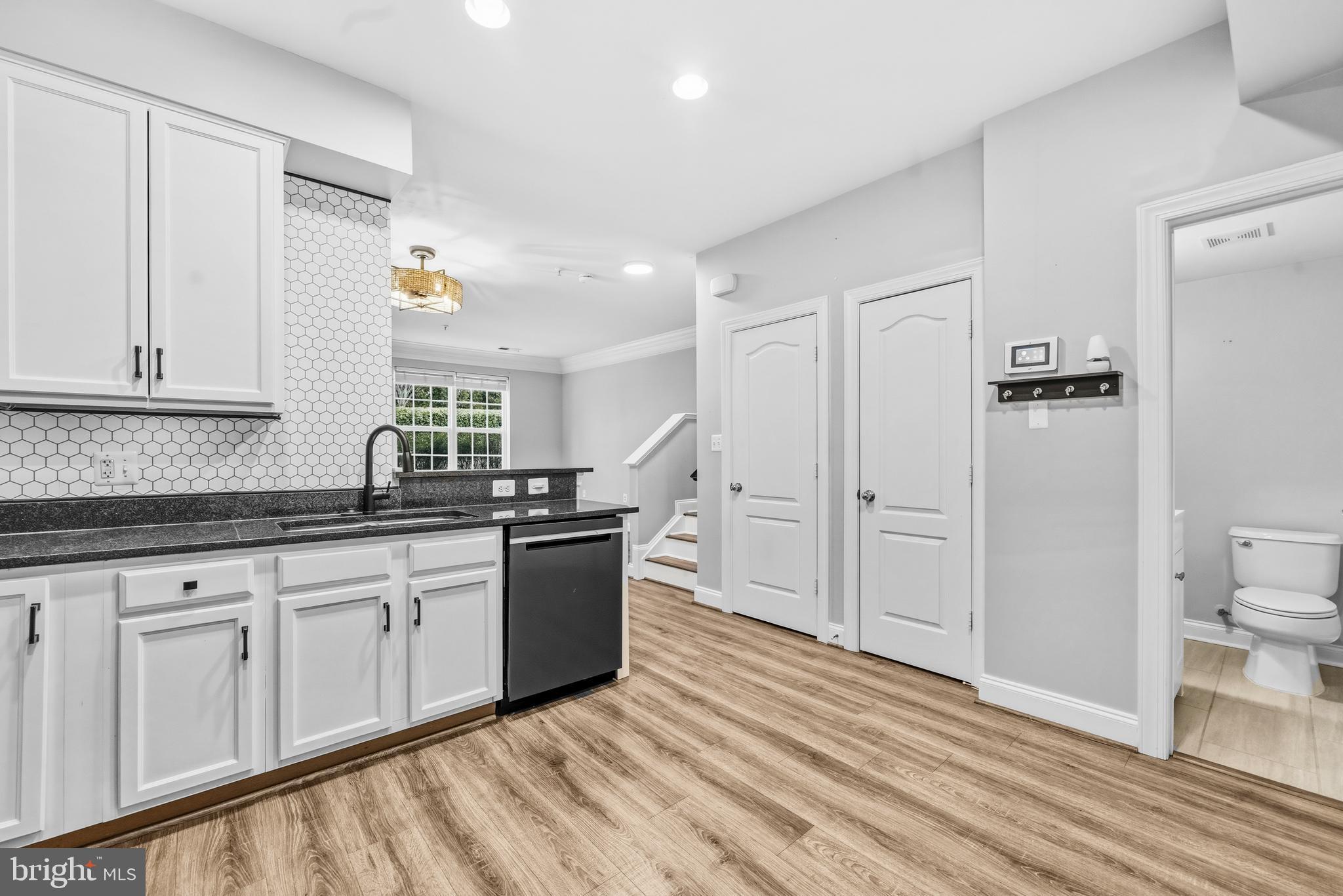 HIGHLANDS CIRCLE CONDOMINIUM - Residential